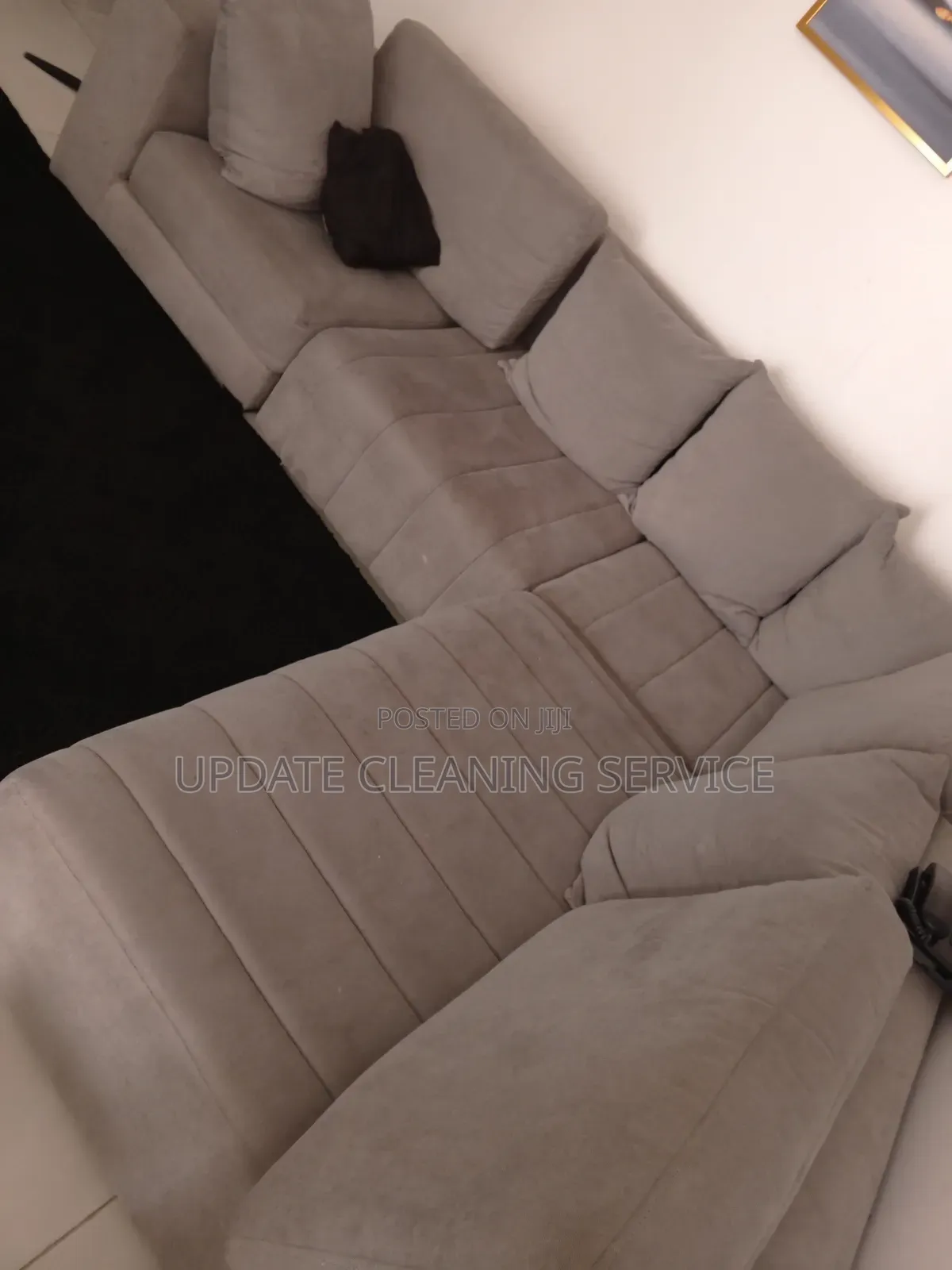Book Premium Upholstery Cleaning for Smart Homes Stylish Spaces