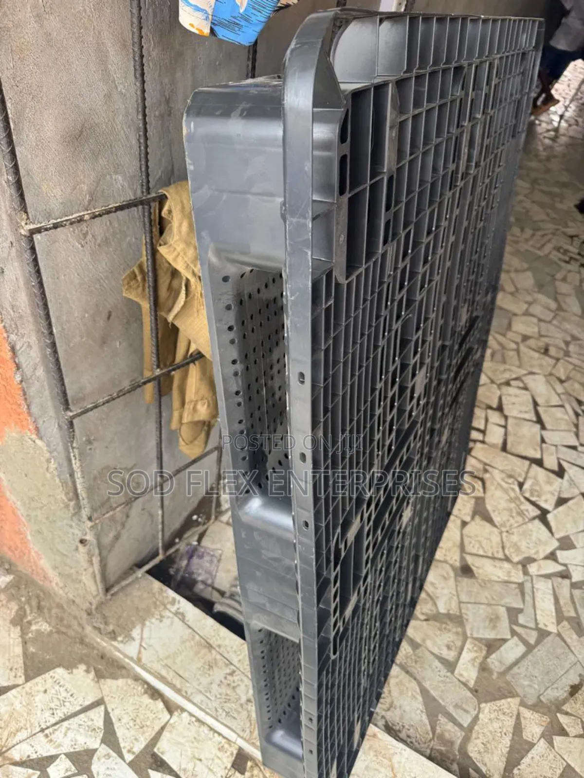 130*110cm Quality Brand New Plastic Pallet
