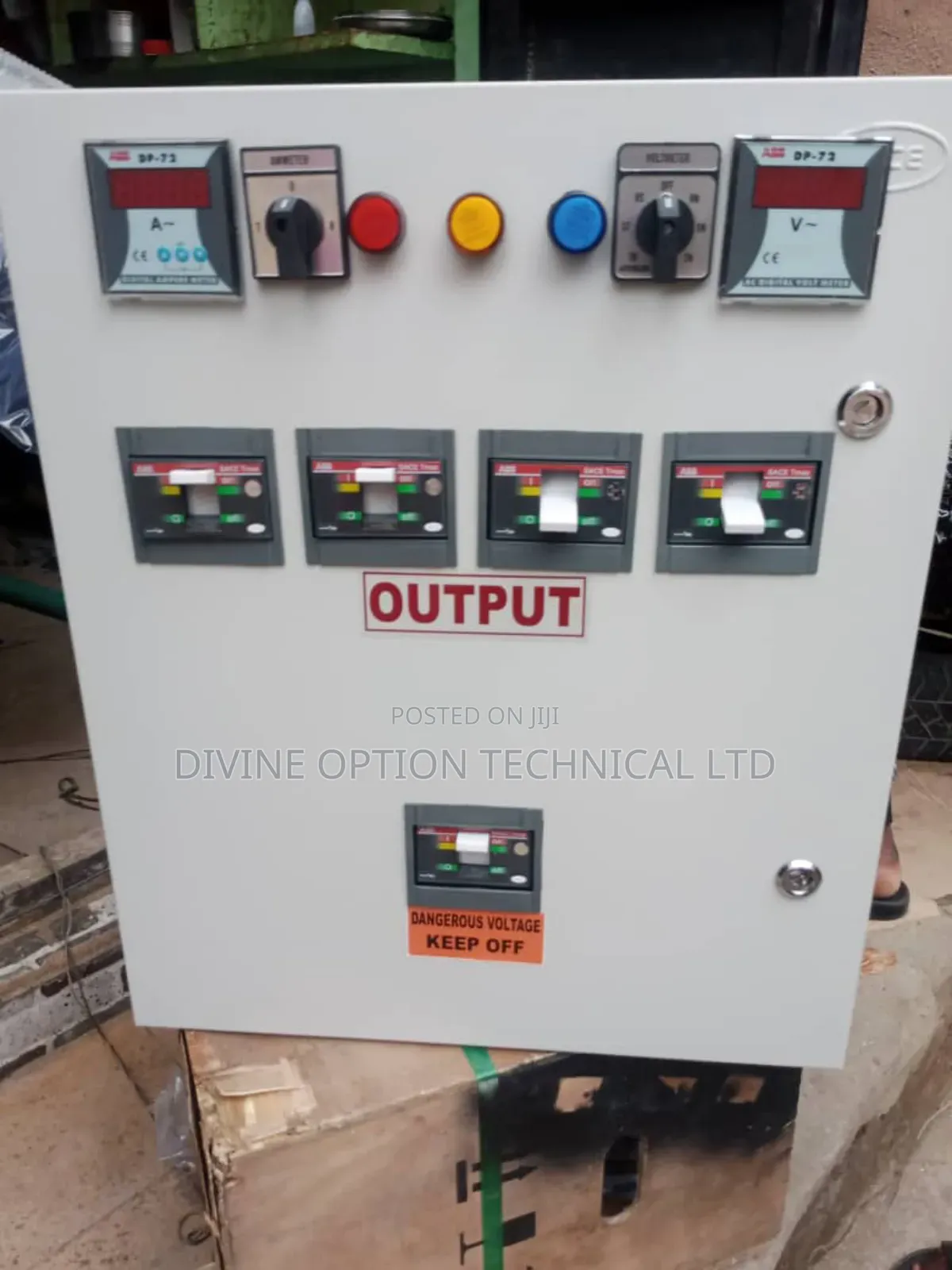400amps Main Breaker With 4 200amps Outgoing