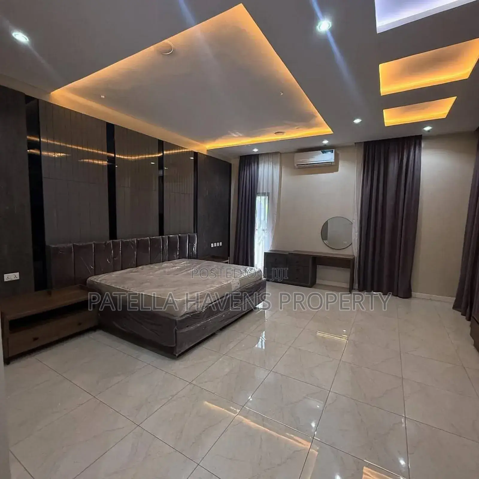Furnished 5bdrm Duplex in Utako for sale