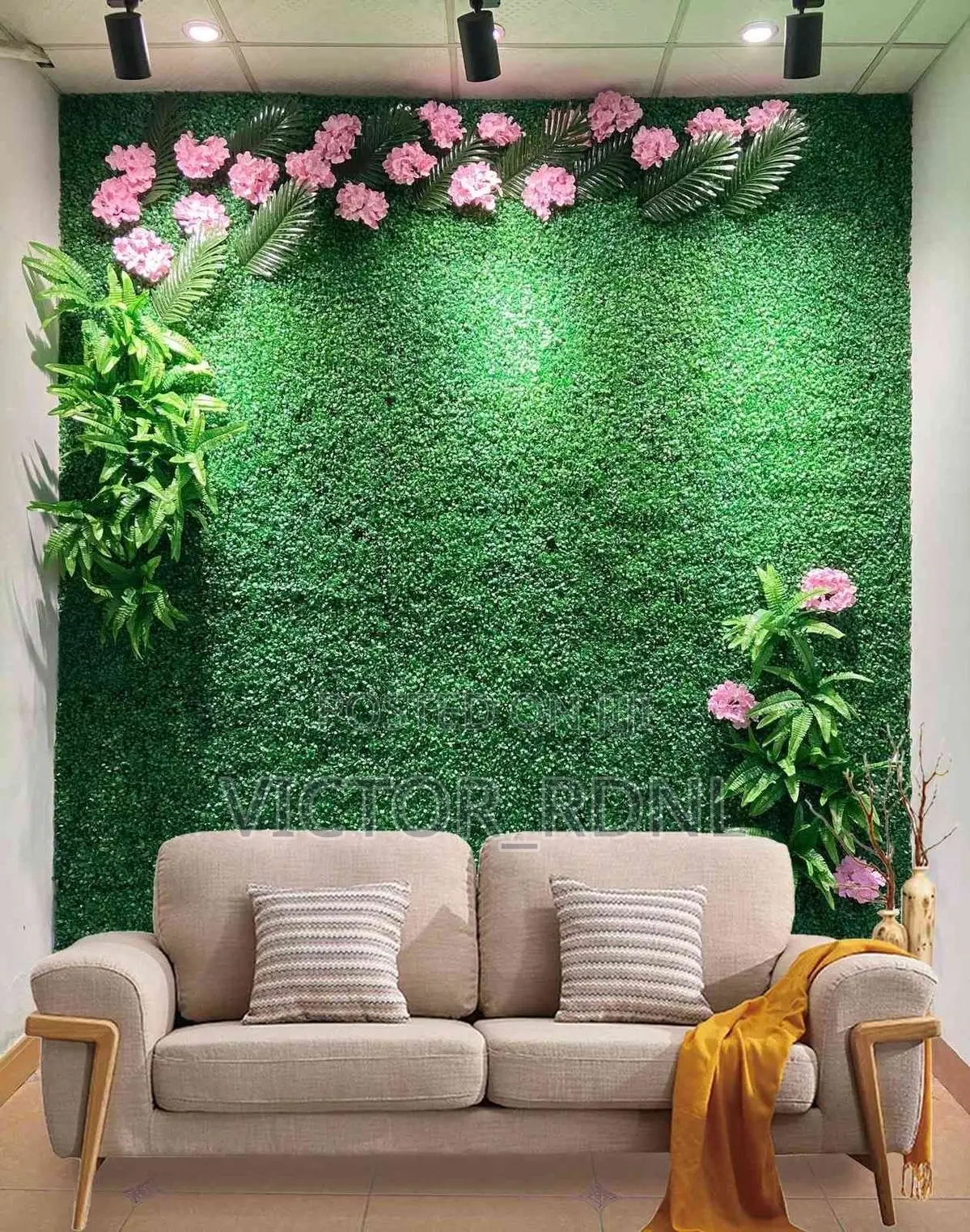 Super Cool Green Flower Mat Plant