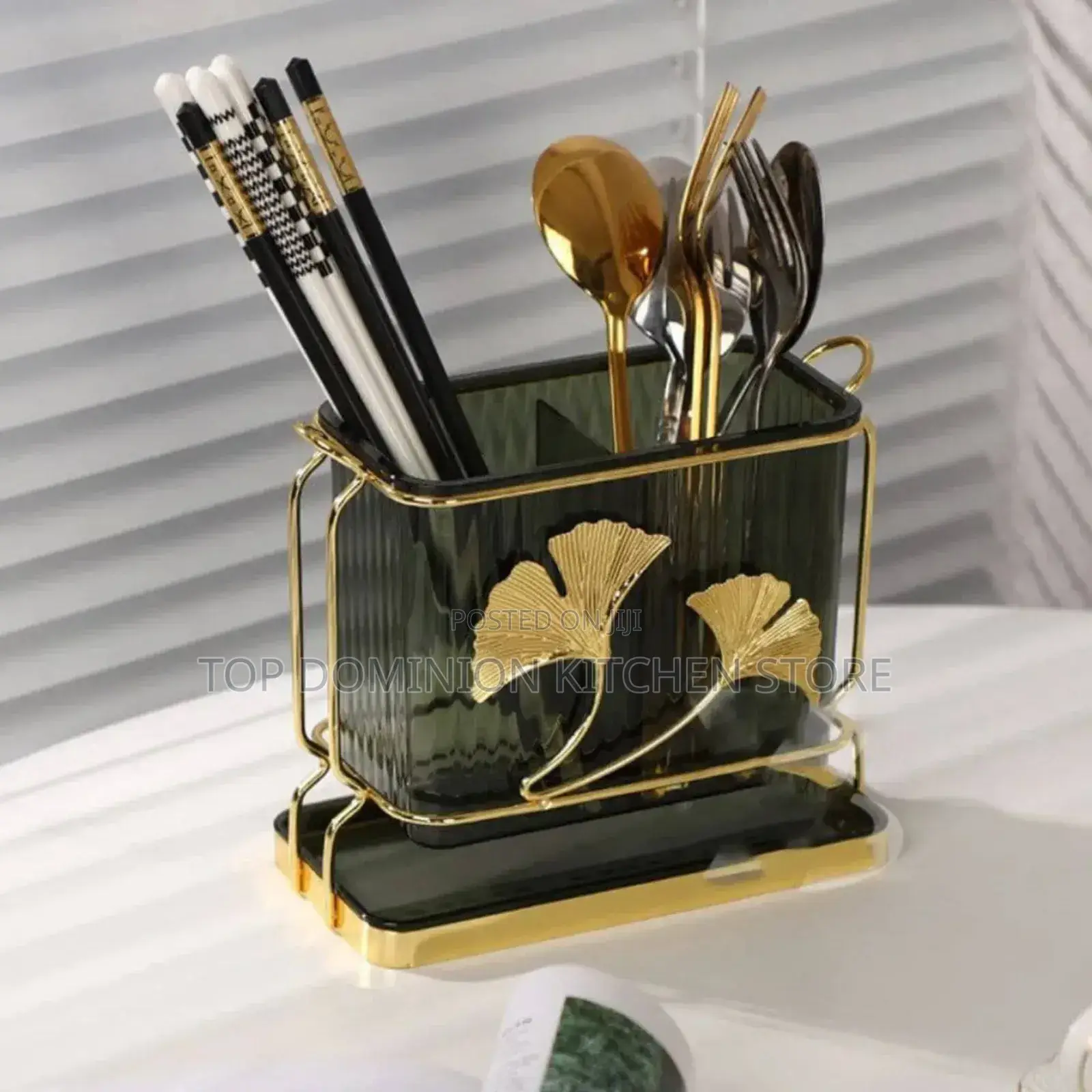 Luxury Multifunctional Acrylic Cutlery Rack With Drain Tray