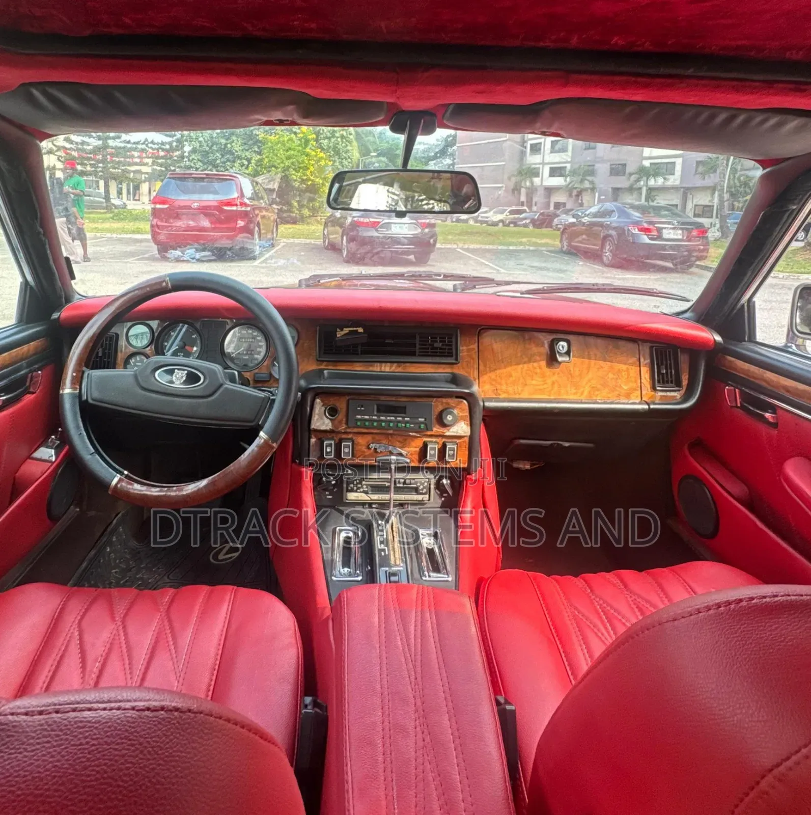 Jaguar XJ 1996 Red