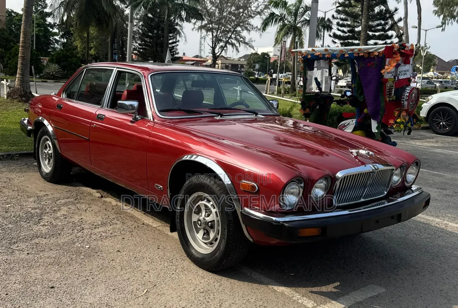 Jaguar XJ 1996 Red