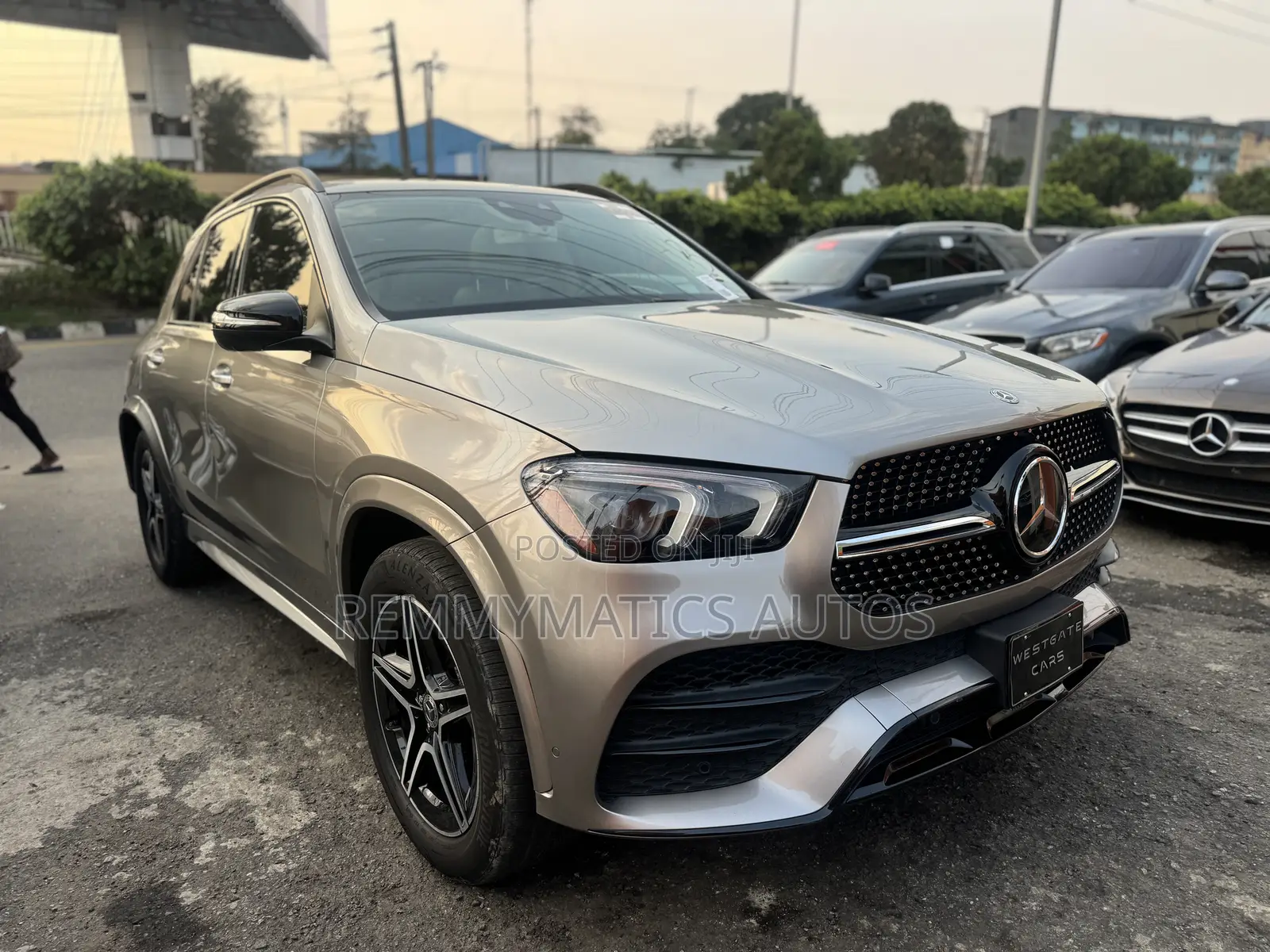 Mercedes-Benz GLE-Class GLE 350 4MATIC 2020 Gold