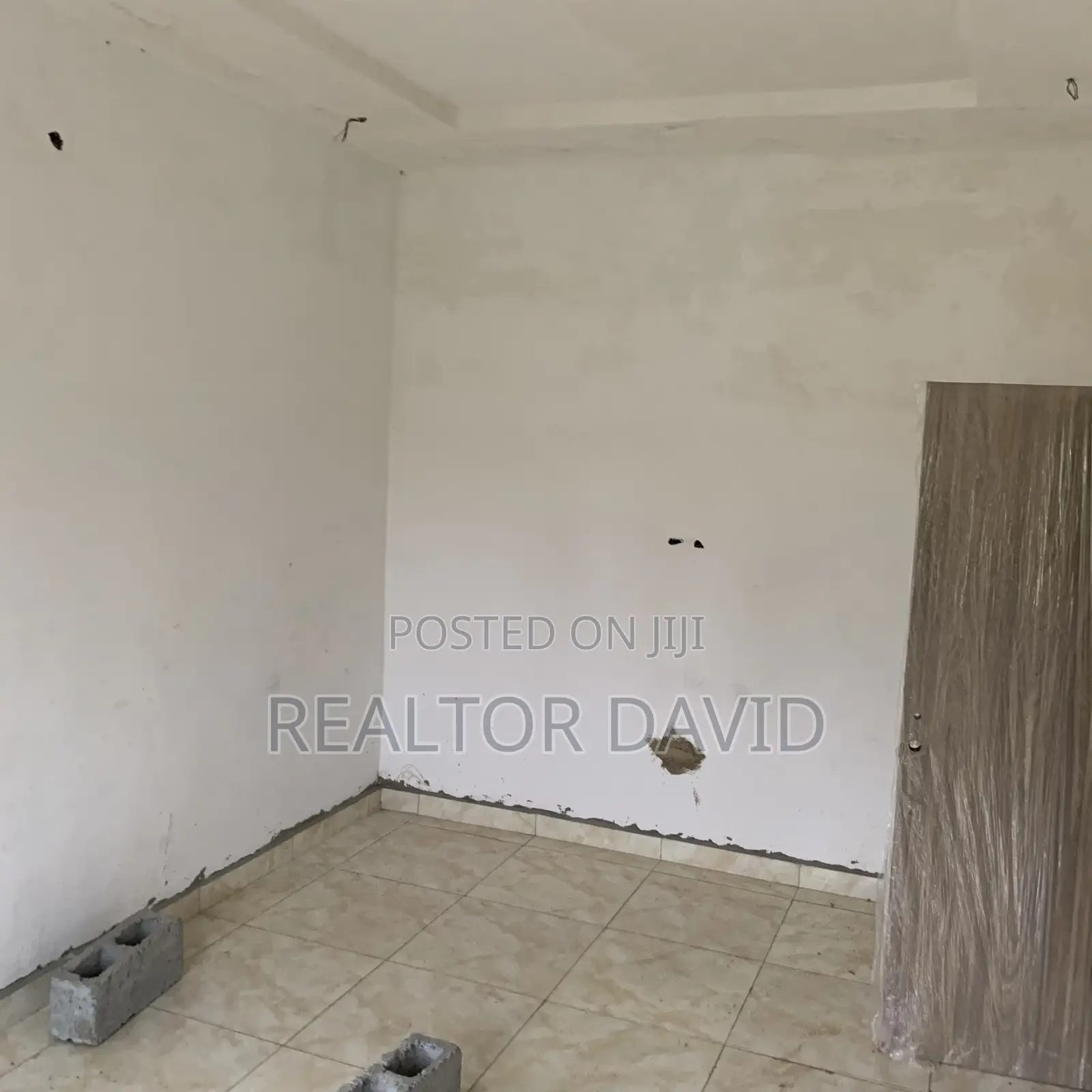 3bdrm Block of Flats in Apo District for sale