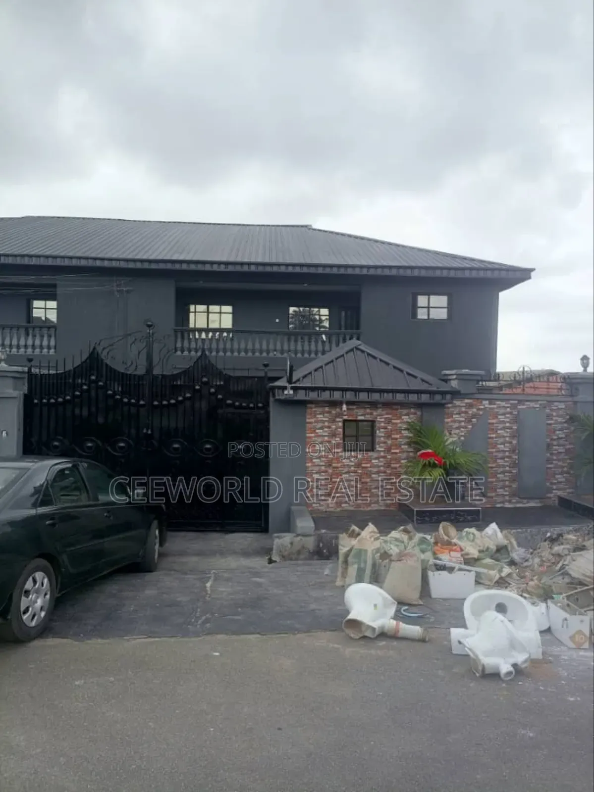 5bdrm Duplex in Air Force Estate, Akobo for rent