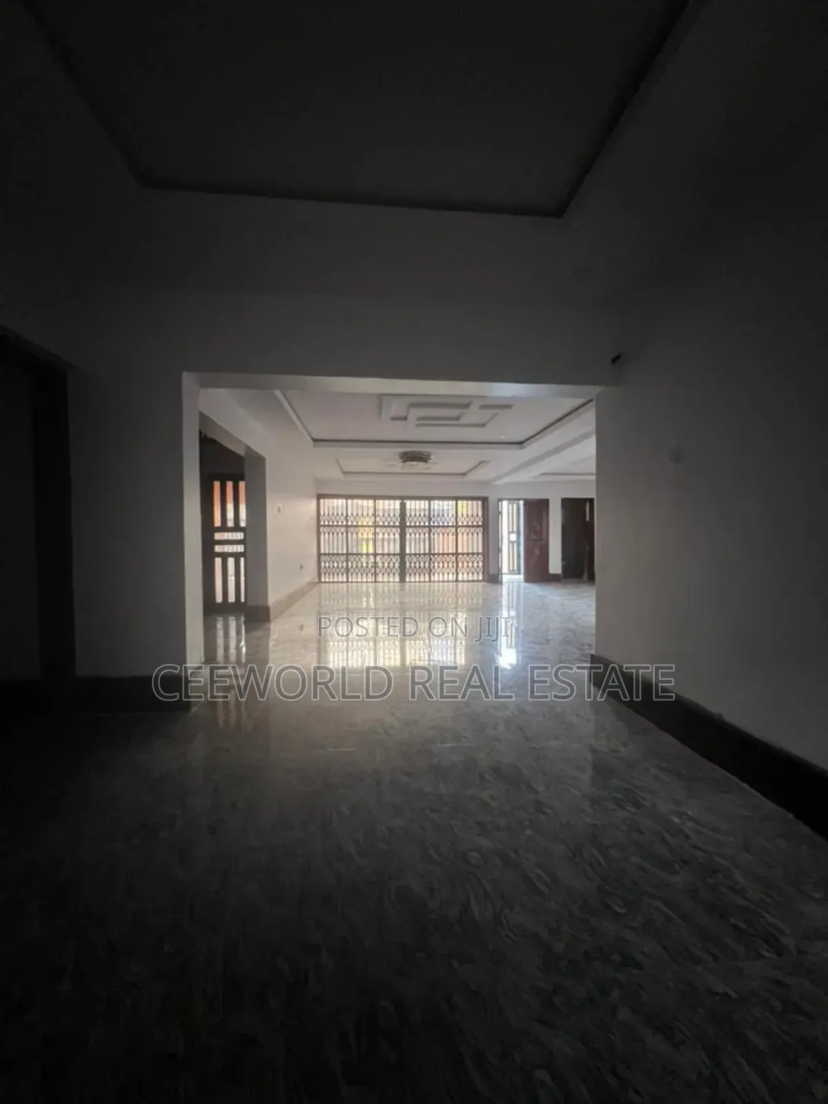 5bdrm Duplex in Air Force Estate, Akobo for rent