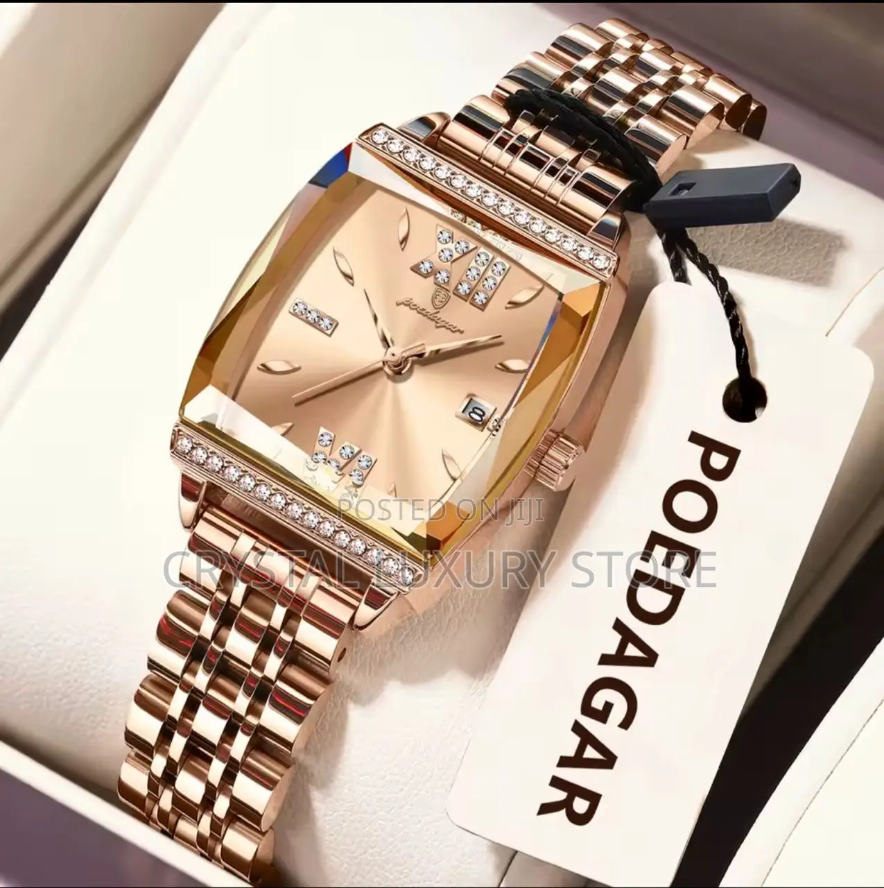 Poedagar Quality Faminine Face Chain Strap Wristwatch