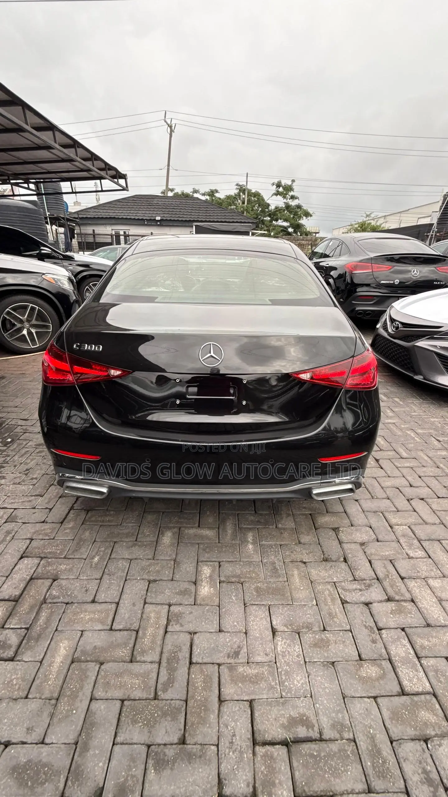 Mercedes-Benz C300 2021 Black