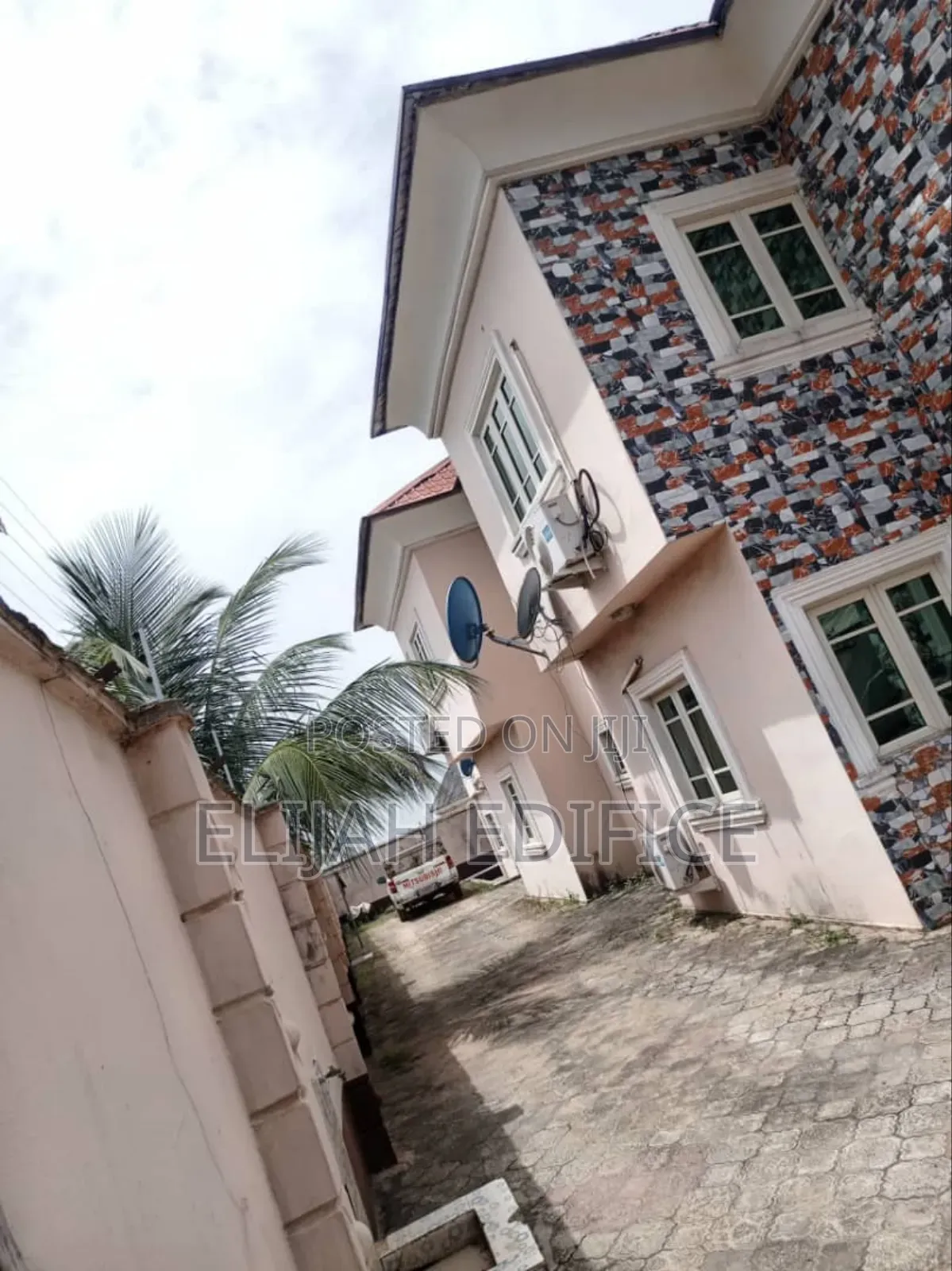 Furnished 12bdrm Duplex in Command, Meiran for sale