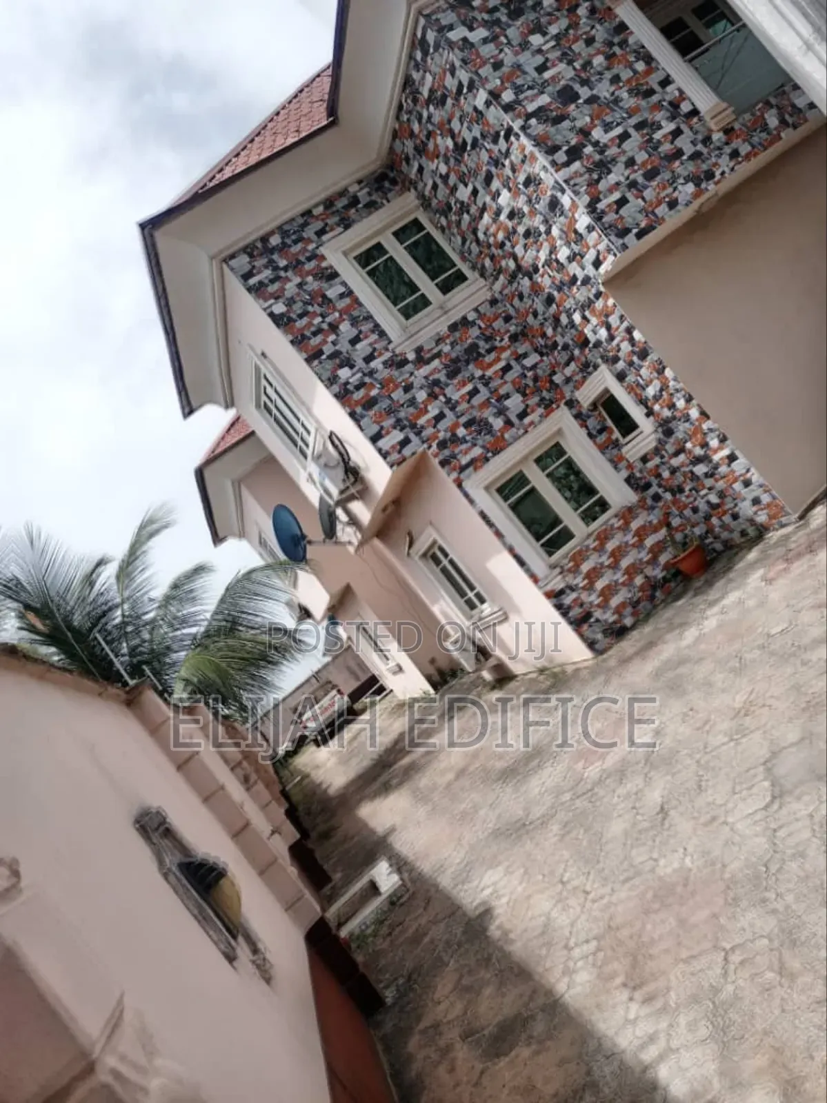 Furnished 12bdrm Duplex in Command, Meiran for sale