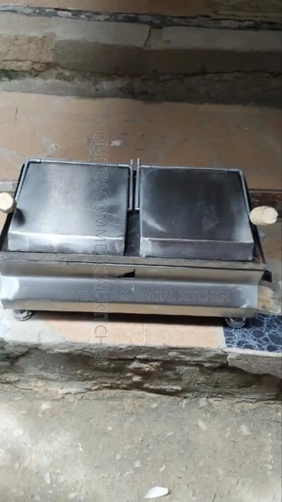 Local Fabricated Gas Shawarmer Toaster Grill Double Plates