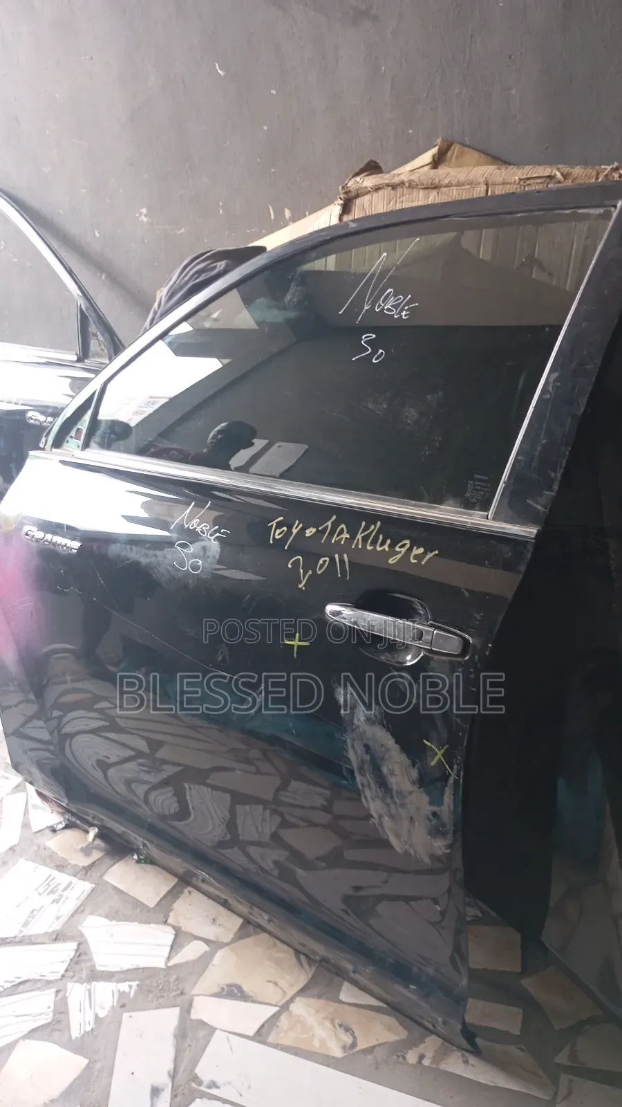 Front Left Door Highlander 2013