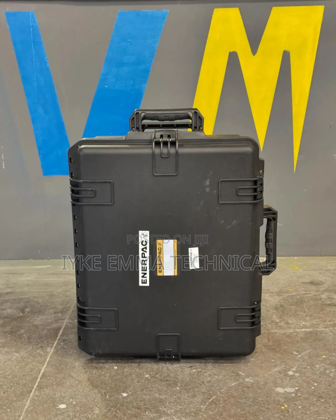2-1/2" Dr Enerpac S25000px Hydraulic Torque Wrench