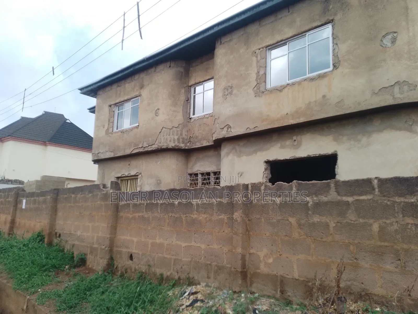 4bdrm Block of Flats in Gaa Akanbi Omosebi, Ilorin South for sale