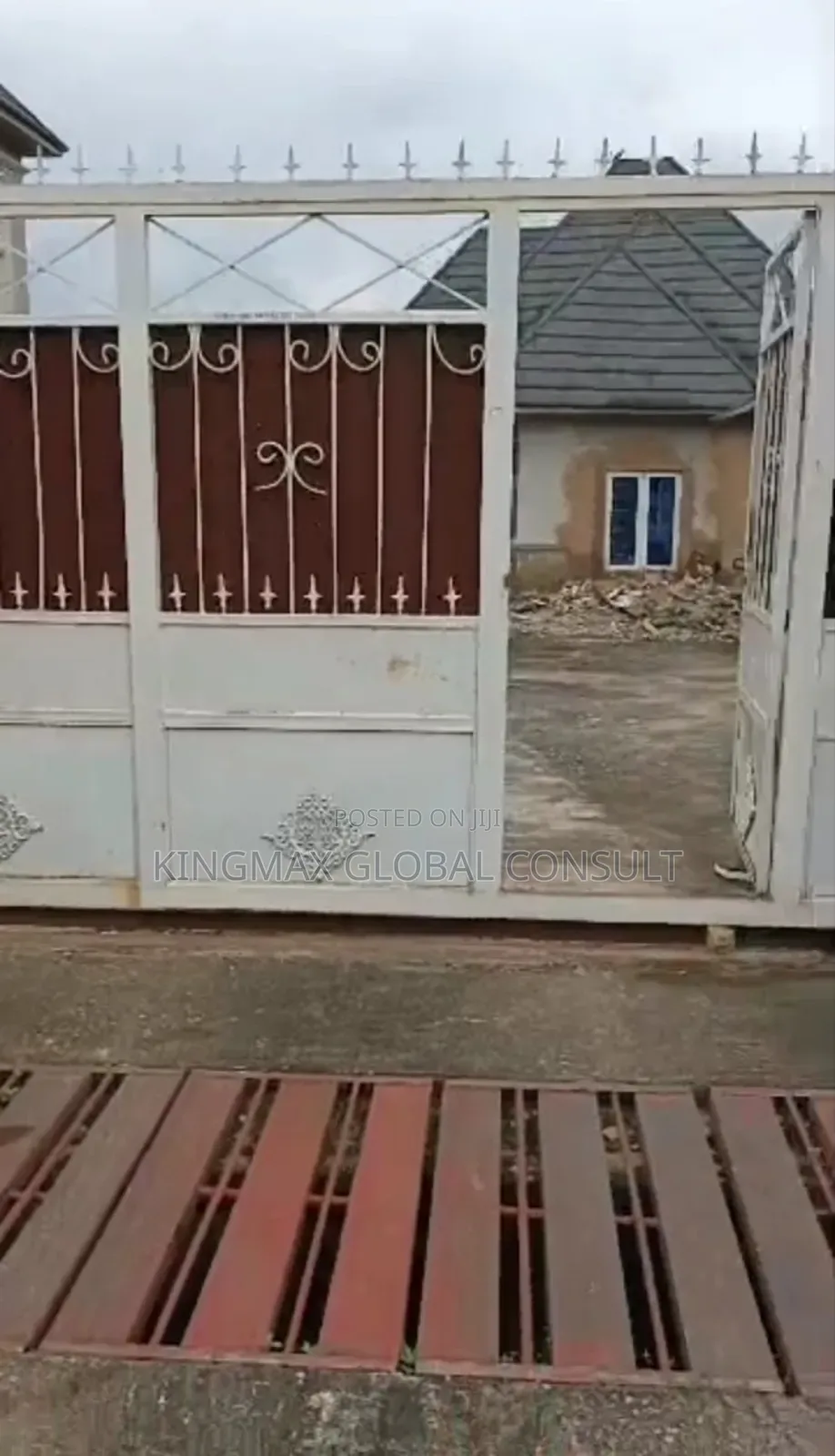 3bdrm Block of Flats in Sunnyvale Estate, Lokogoma for sale