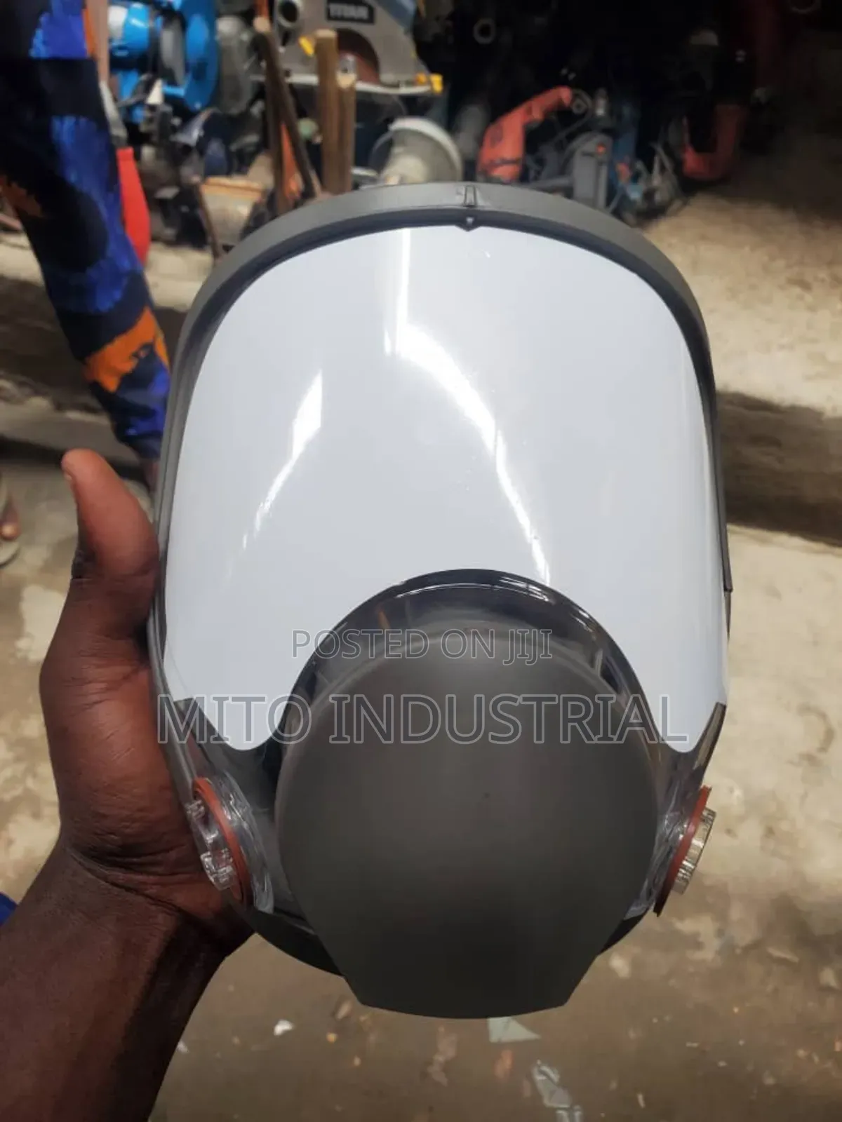 Face Mask With Respiratory