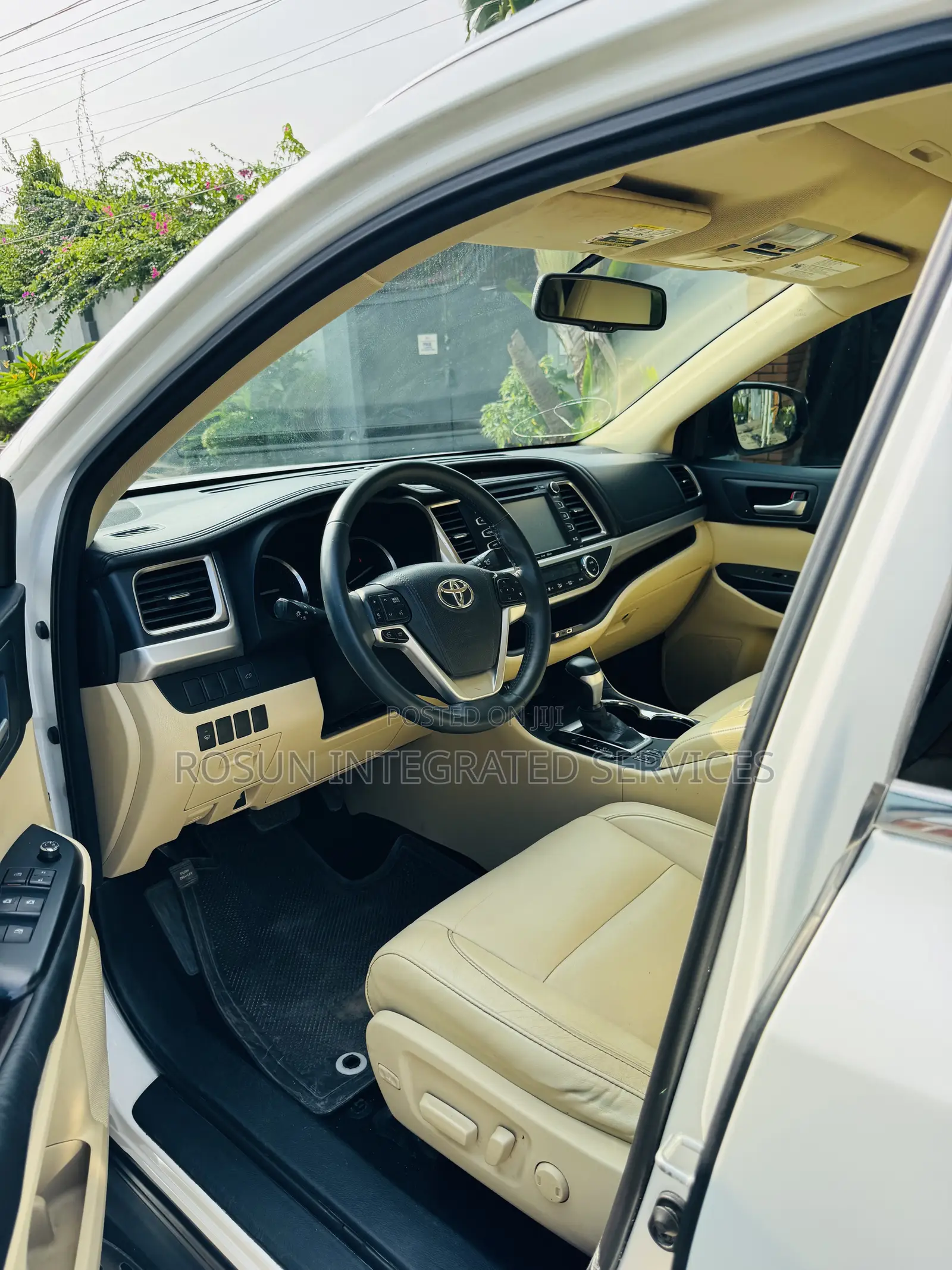 Toyota Highlander XLE V6 4x2 (3.5L 6cyl 6A) 2016 White