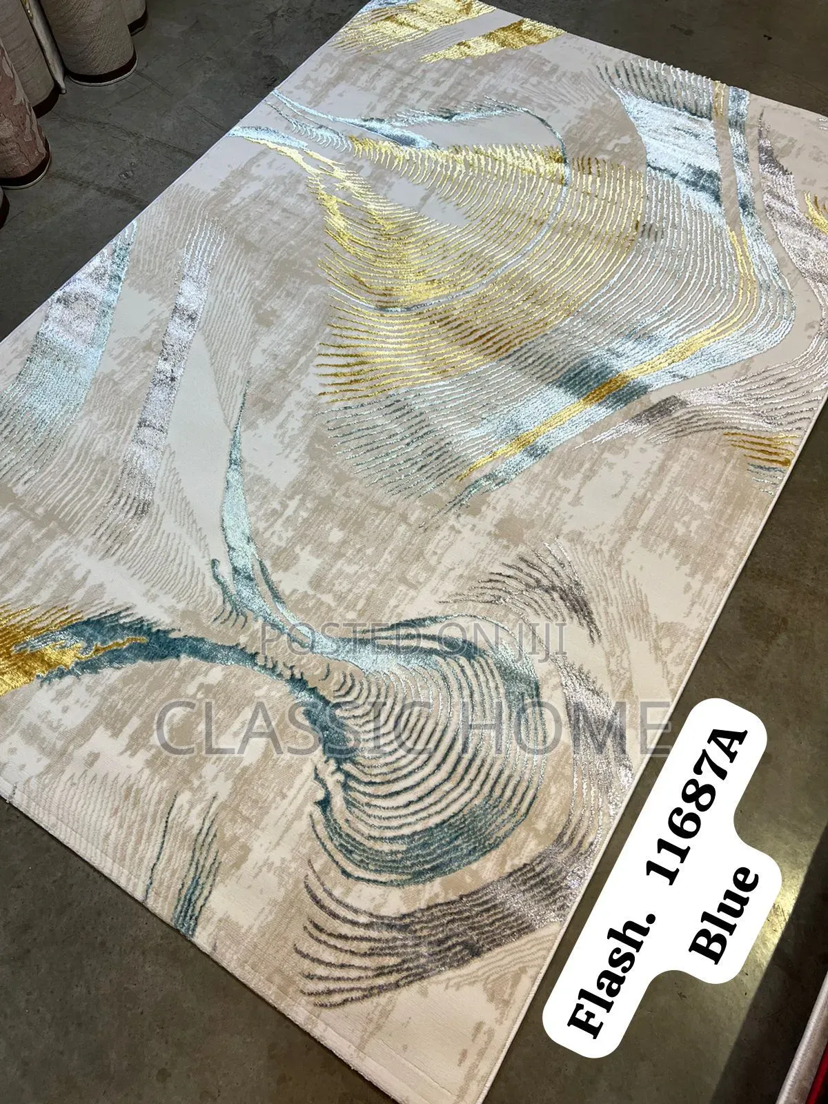 Blue Flash Center Rug