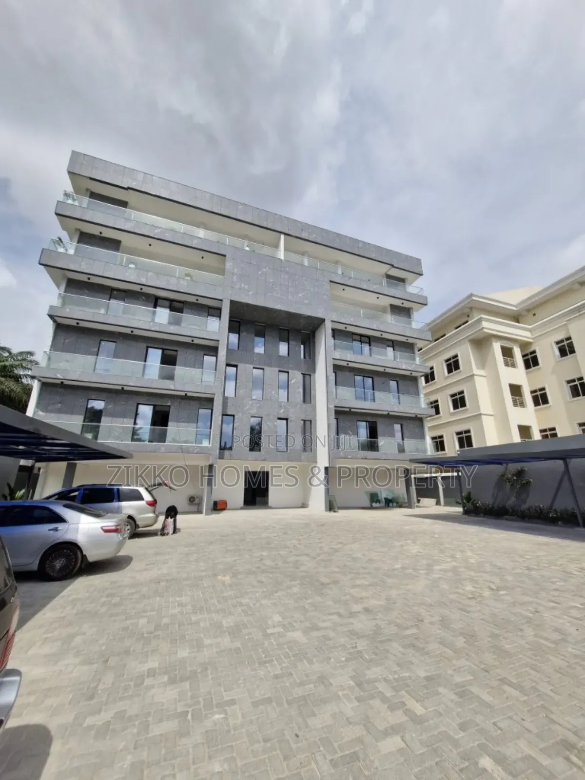 5bdrm Maisonette in Ikoyi for sale