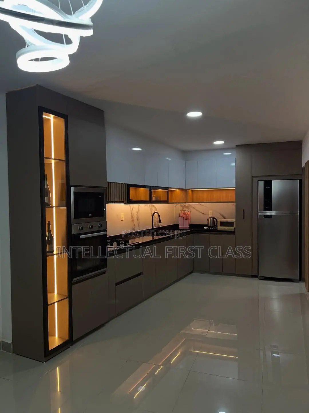Set of Kitchen Cabinets