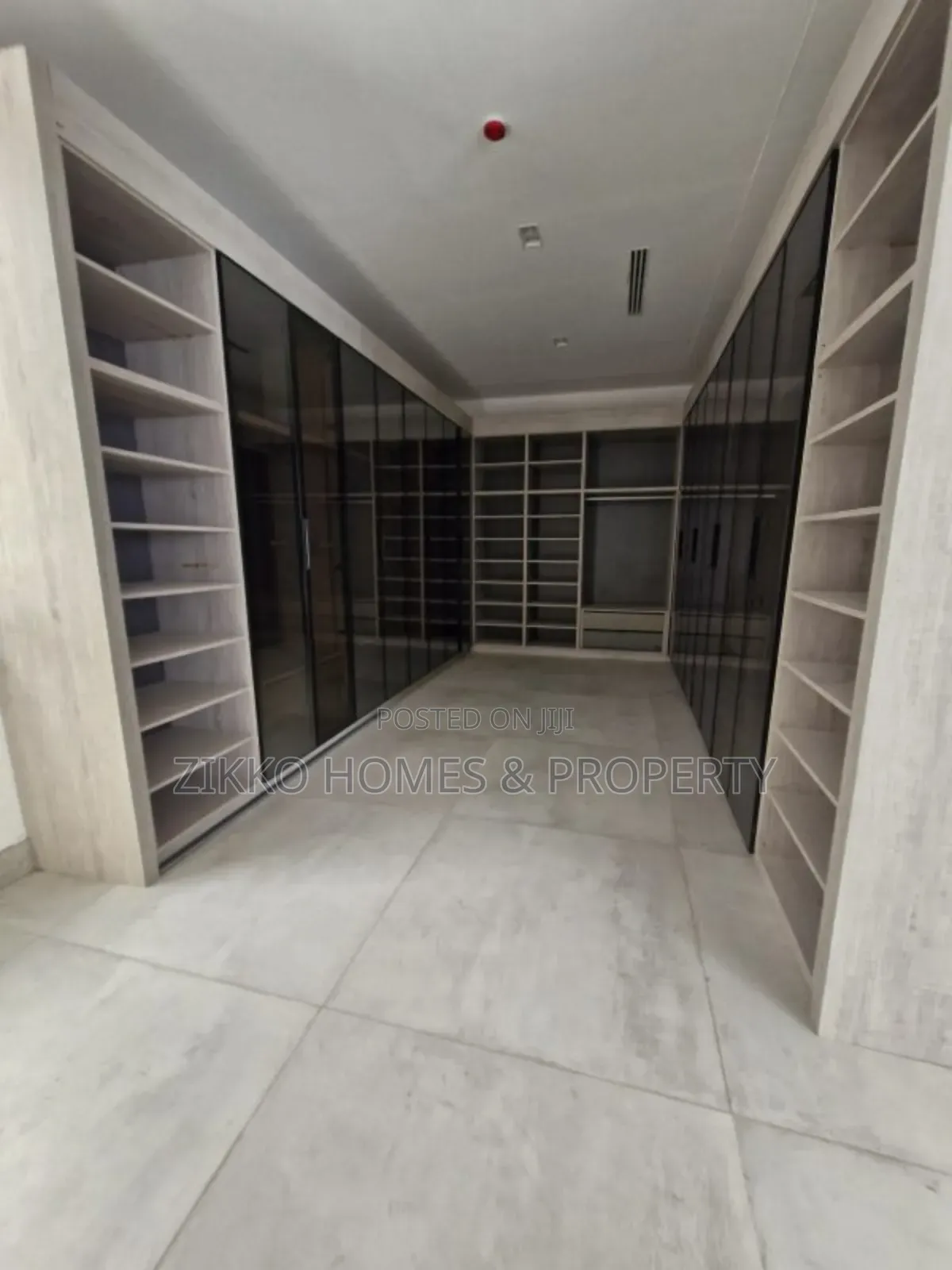5bdrm Duplex in Ikoyi for sale