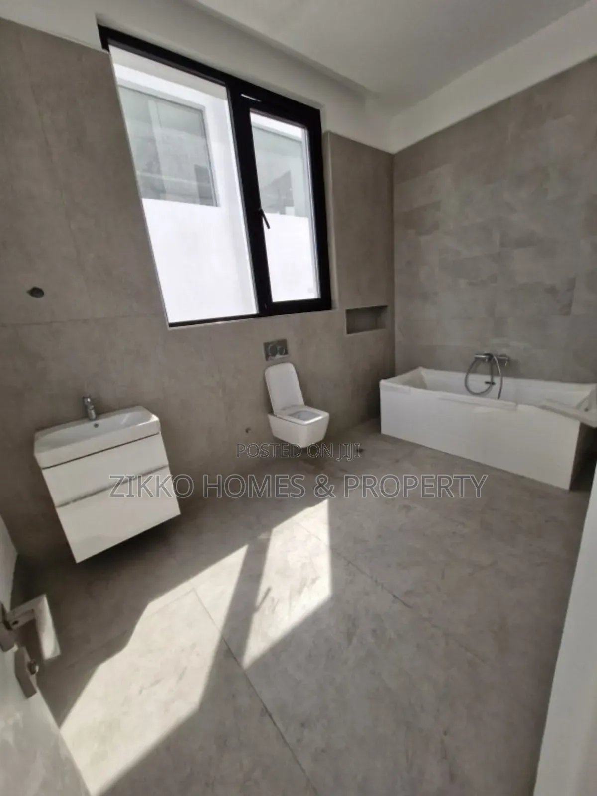 5bdrm Duplex in Ikoyi for sale
