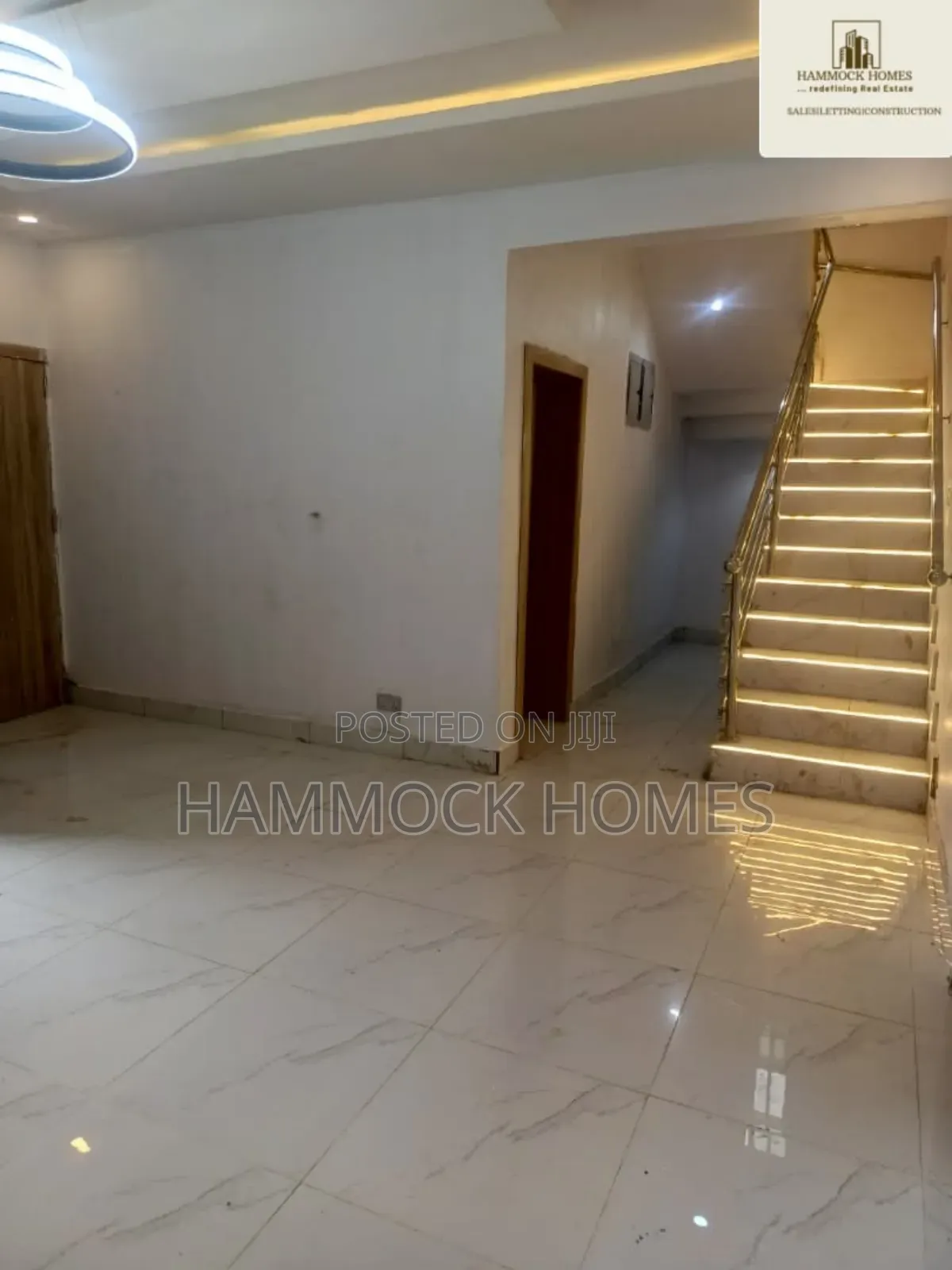 4bdrm Duplex in Jericho Gra for sale