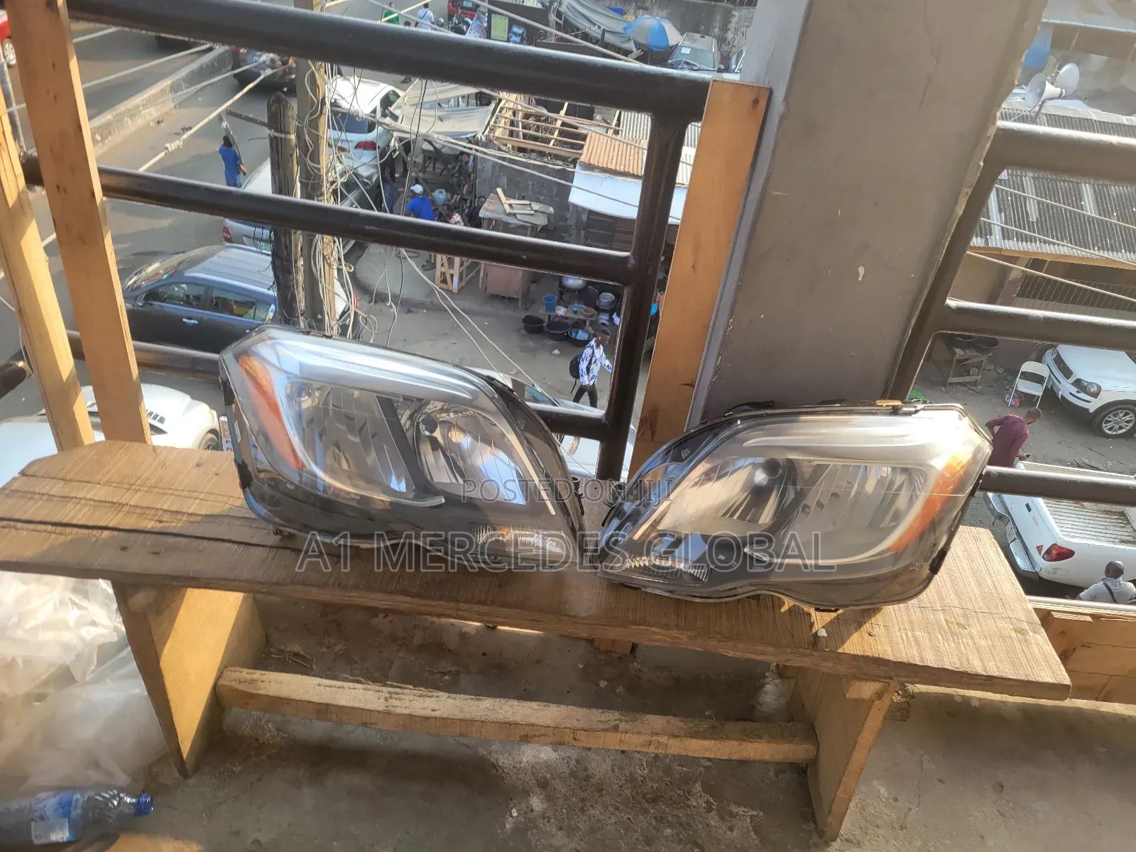 Mercedes-Benz GLK Non-Charger Headlights 2013