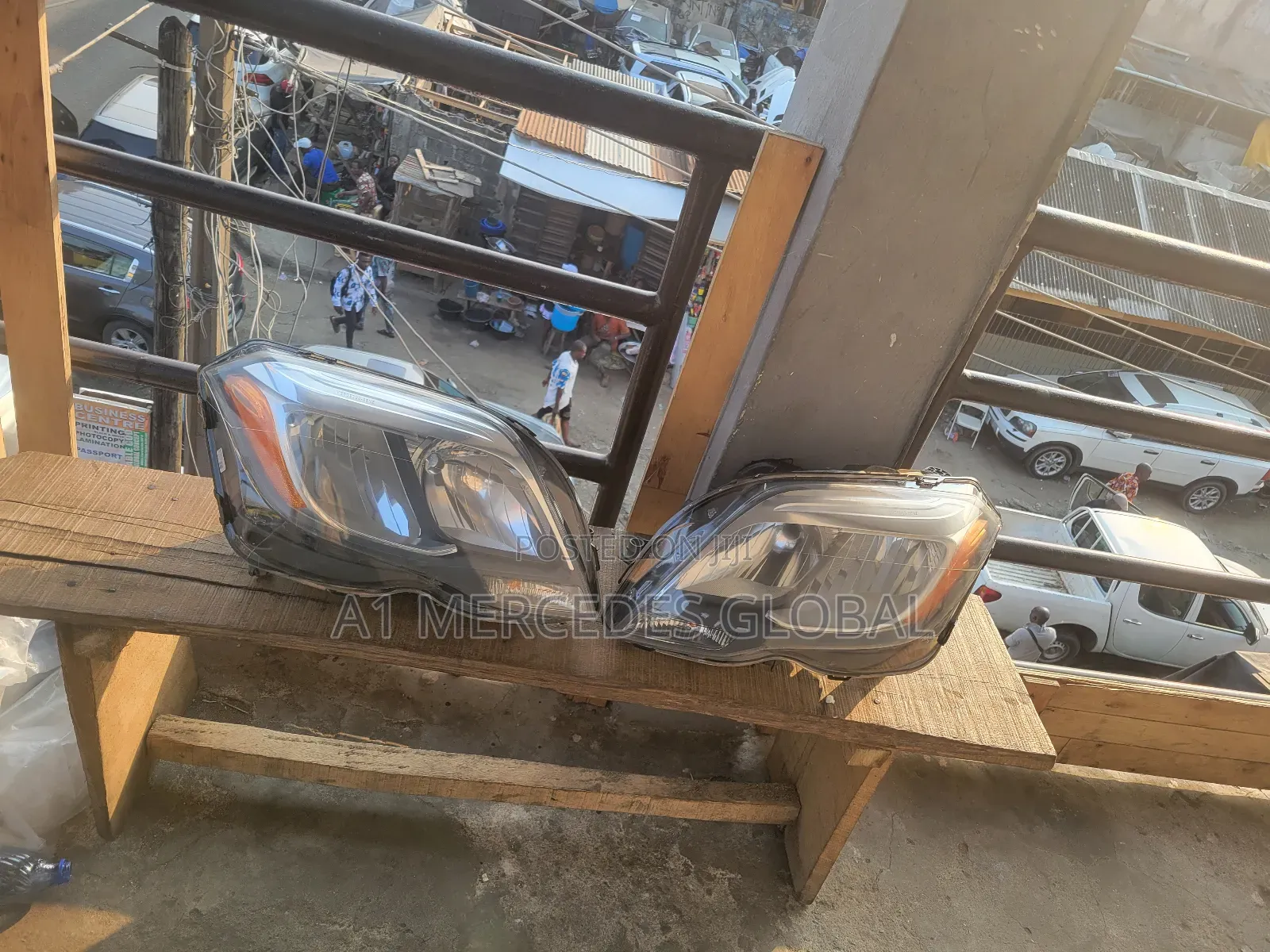Mercedes-Benz GLK Non-Charger Headlights 2013