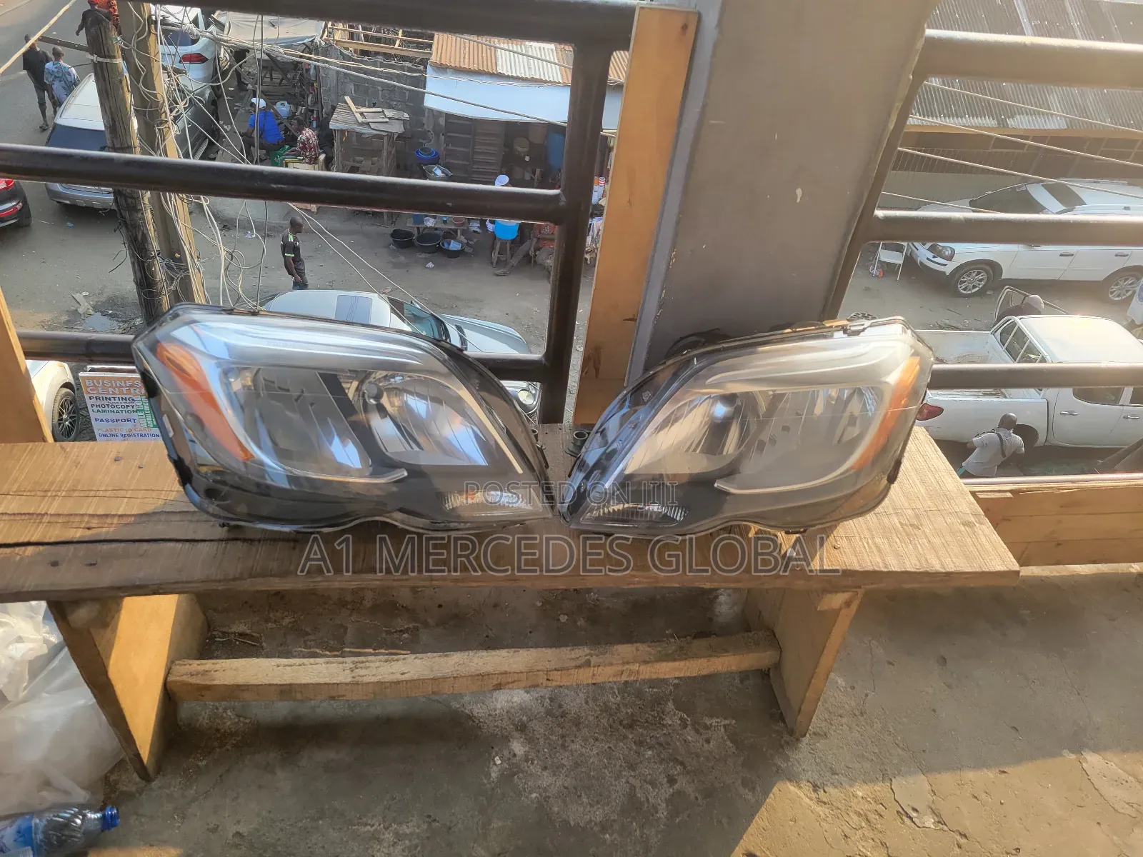 Mercedes-Benz GLK Non-Charger Headlights 2013