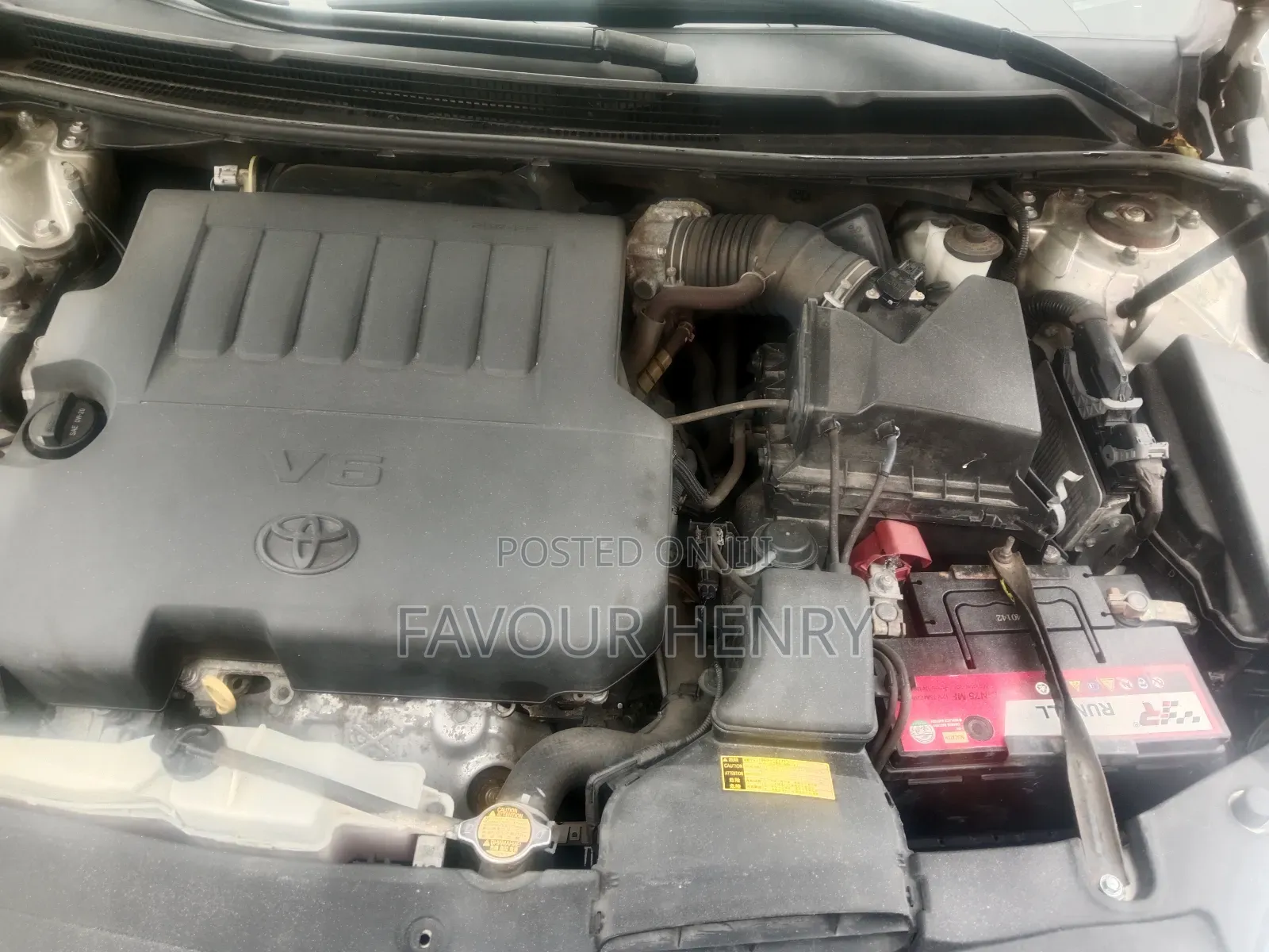 Toyota Avalon XLE 4dr Sedan (3.5L 6cyl 6A) 2014 Gold
