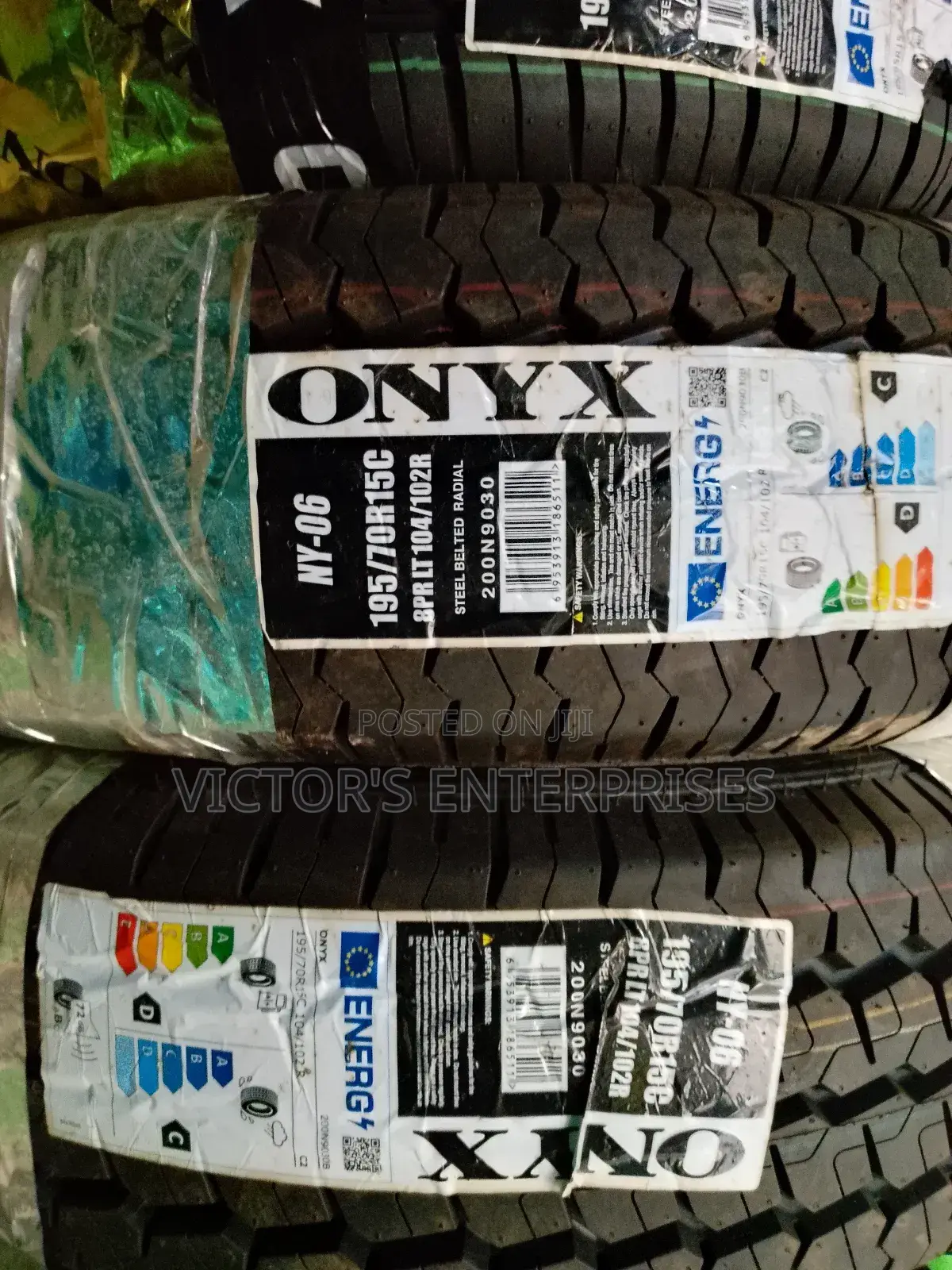 195/70 R 15c Onyx Original Quality Tire
