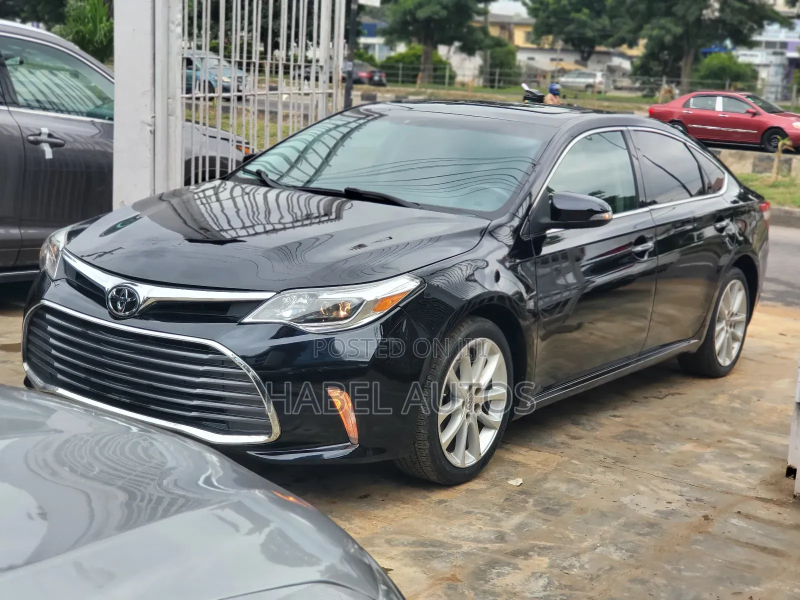 Toyota Avalon XLE 4dr Sedan (3.5L 6cyl 6A) 2014 Black