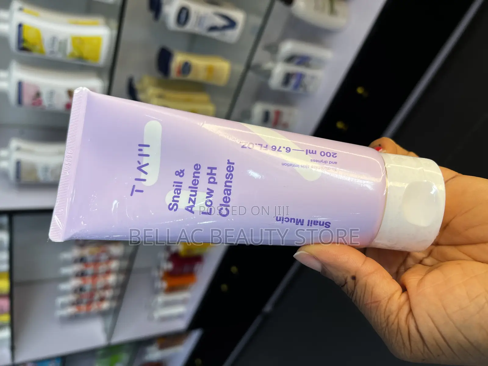 Tiam Snail Azulene Low Ph Cleanser