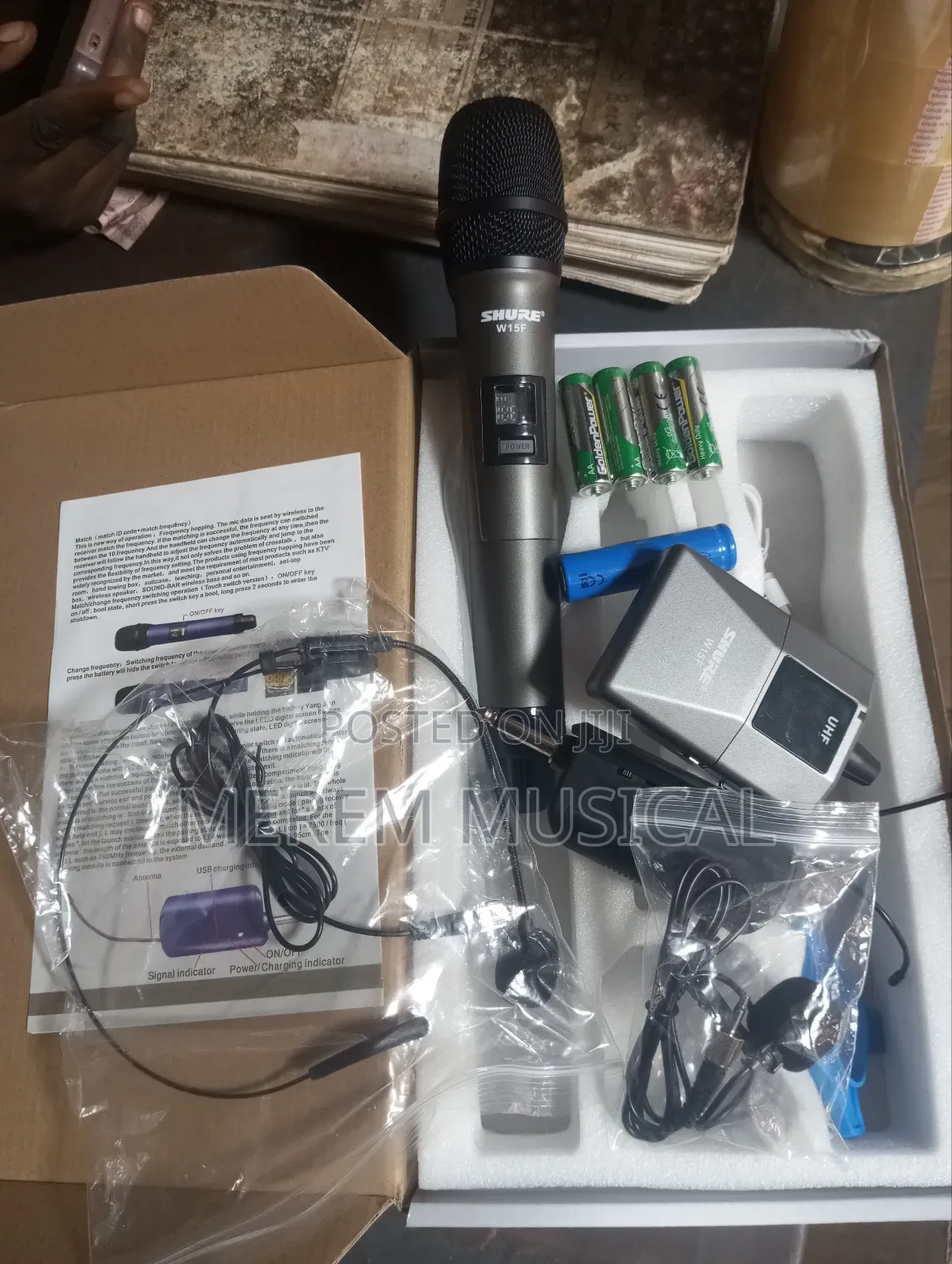 W15f One Handed and Over Head Microphone