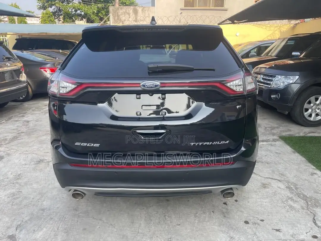 Ford Edge Titanium 4dr SUV AWD (2.0L 4cyl Turbo 6A) 2015 Black