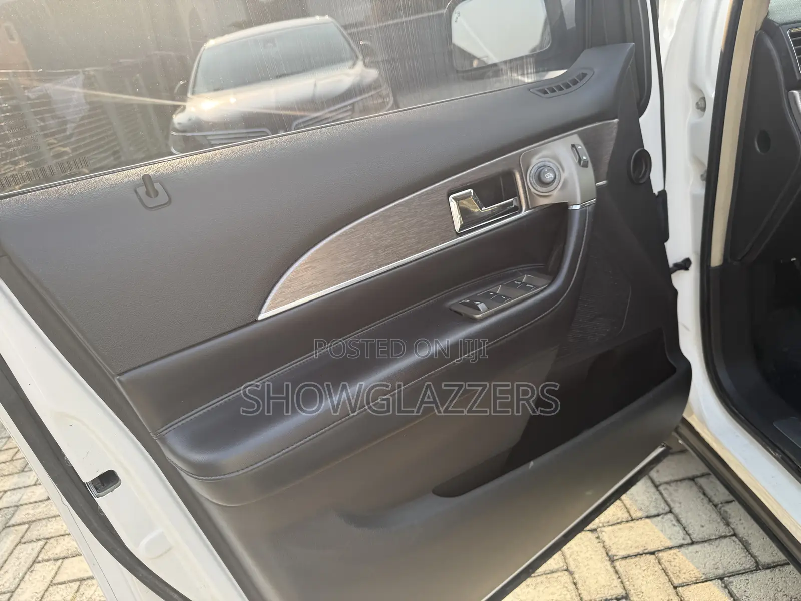 Lincoln MKX 2012 Ivory