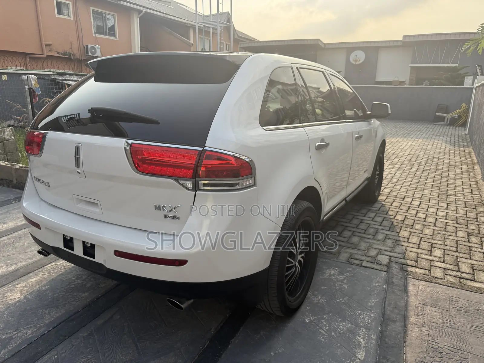 Lincoln MKX 2012 Ivory