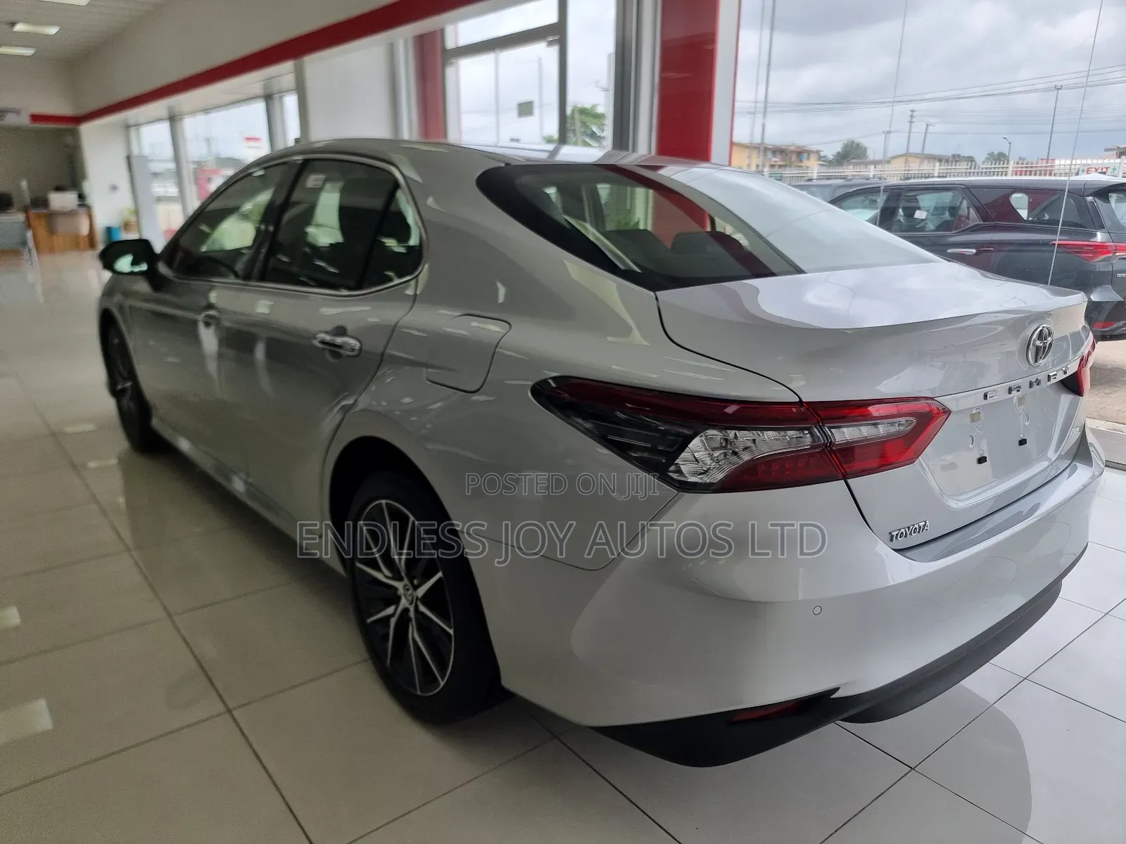 New Toyota Camry LE Auto AWD 2024 Silver
