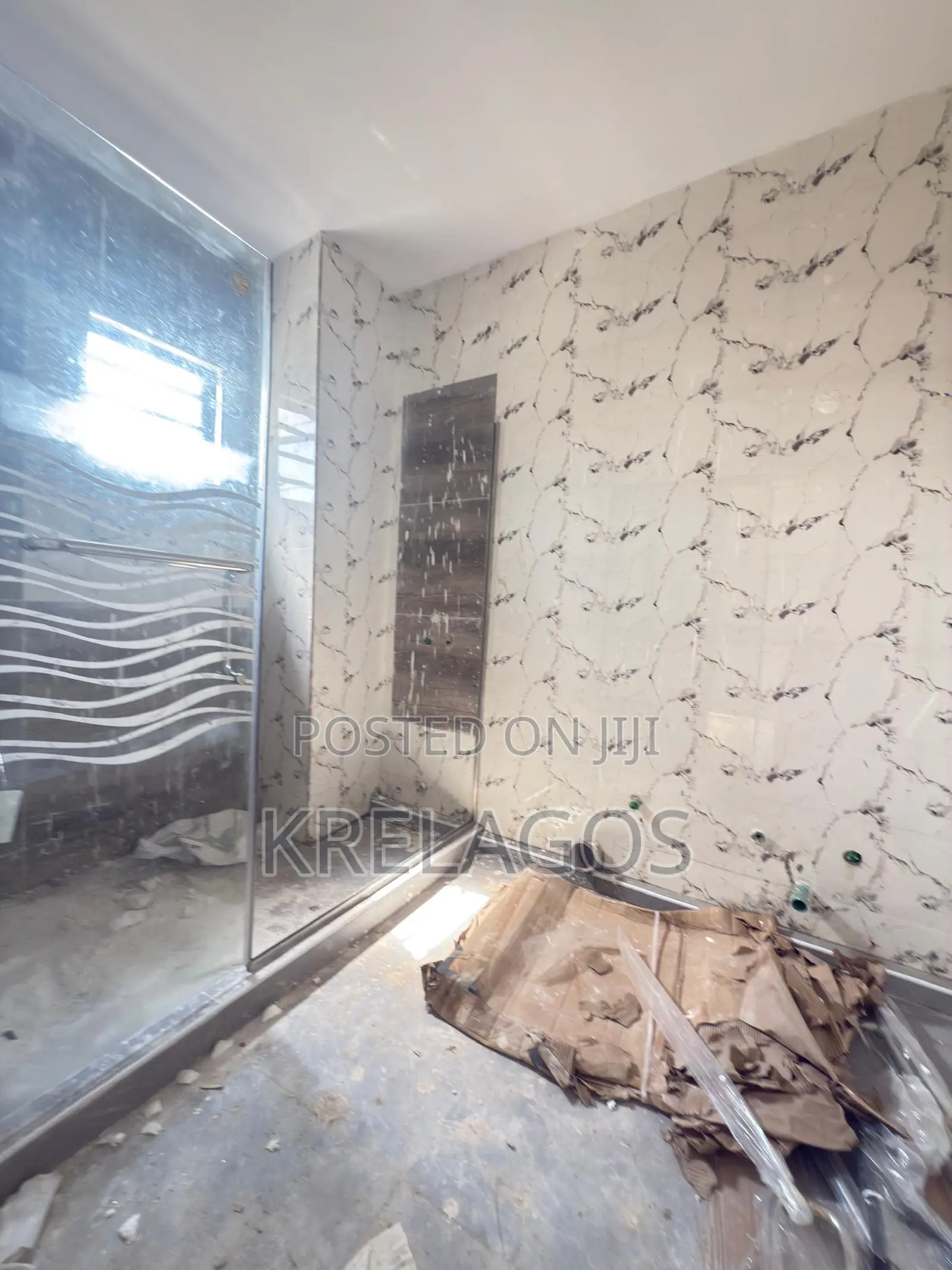 3bdrm Apartment in Ikate for sale