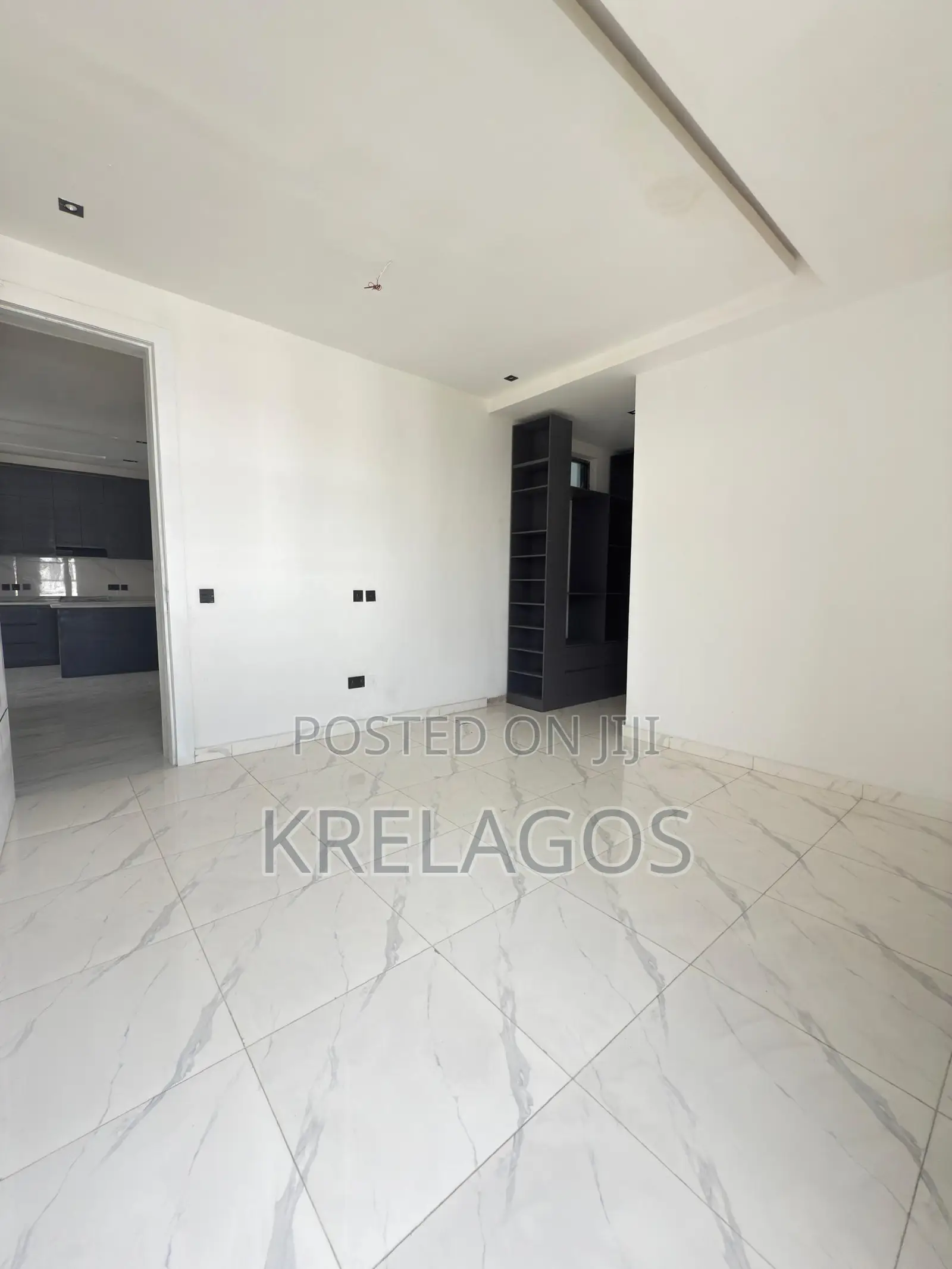 2bdrm Apartment in Ikate for sale