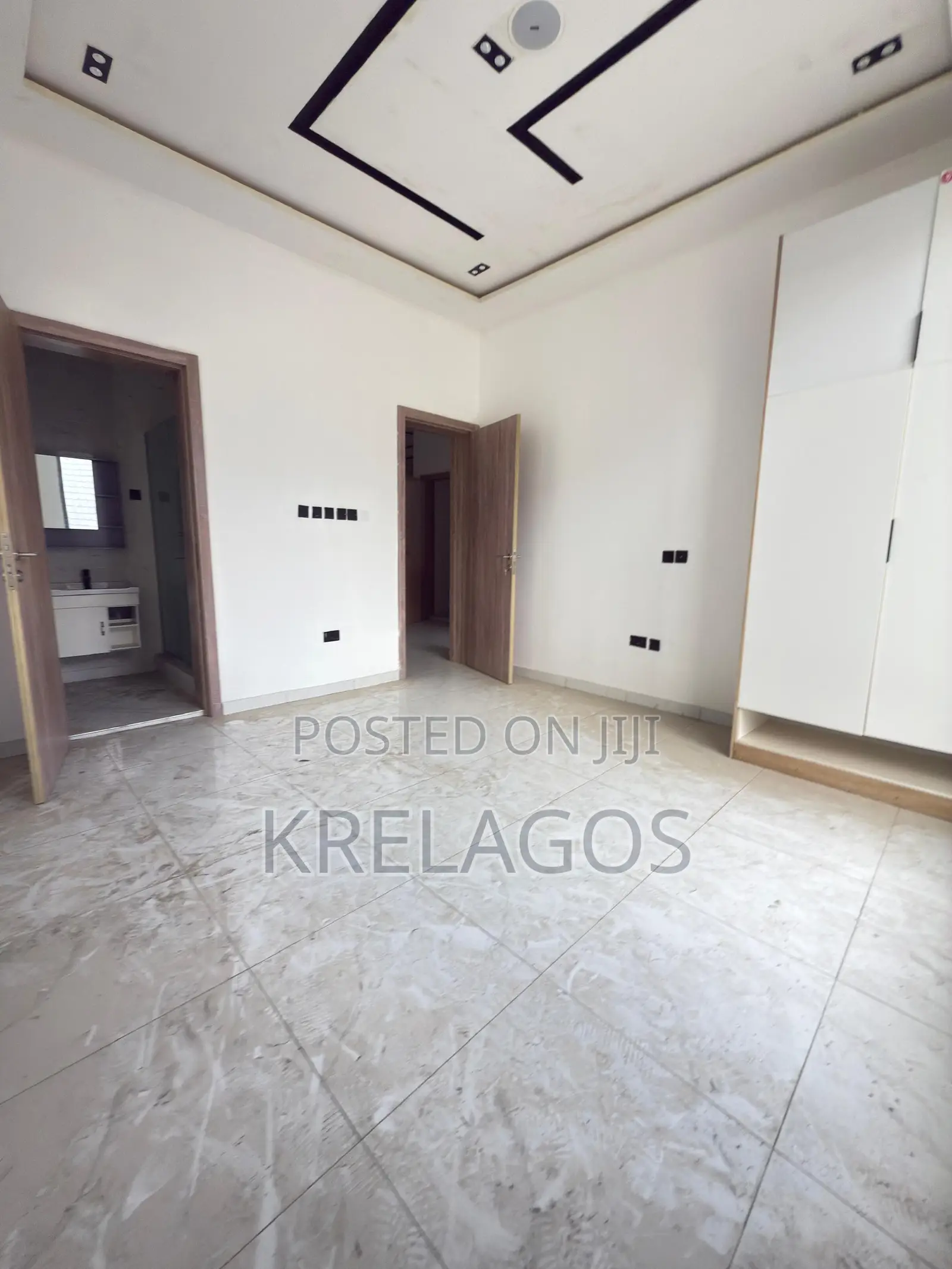 2bdrm Apartment in Ikate for sale