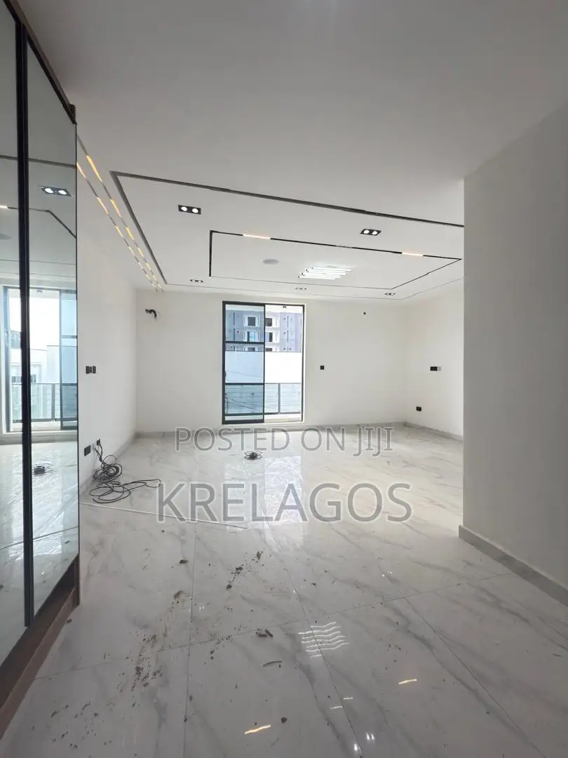 4bdrm Duplex in Ikate for sale