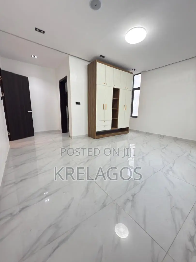 4bdrm Duplex in Ikate for sale