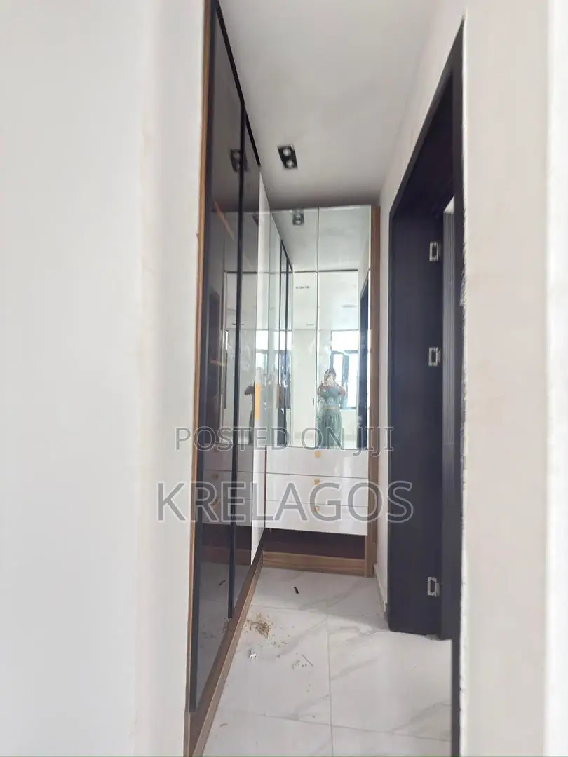 4bdrm Duplex in Ikate for sale