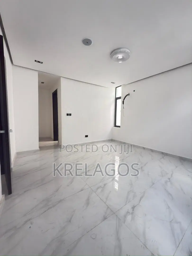 4bdrm Duplex in Ikate for sale