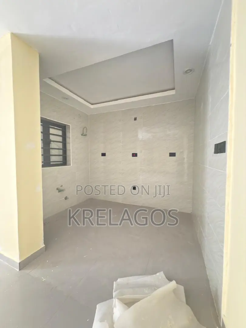 2bdrm Apartment in Ikate for sale
