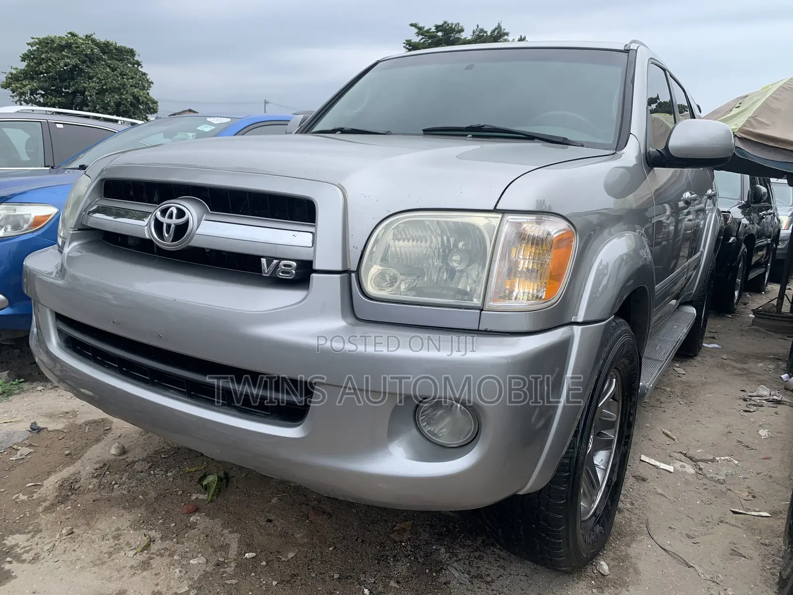 Toyota Sequoia Limited 4dr SUV 4WD (4.7L 8cyl 5A) 2007 Silver